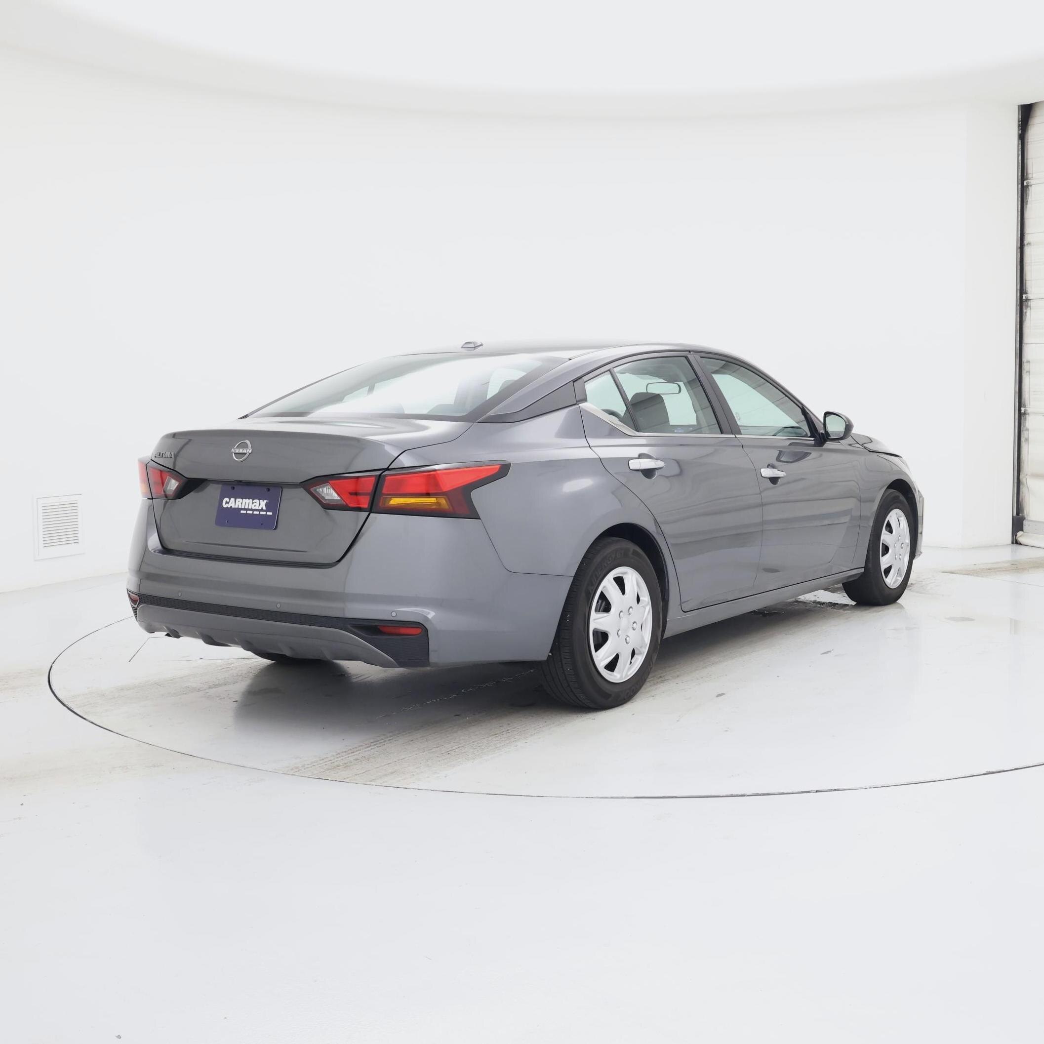 Thumbnail: 2025 Nissan Altima - 8