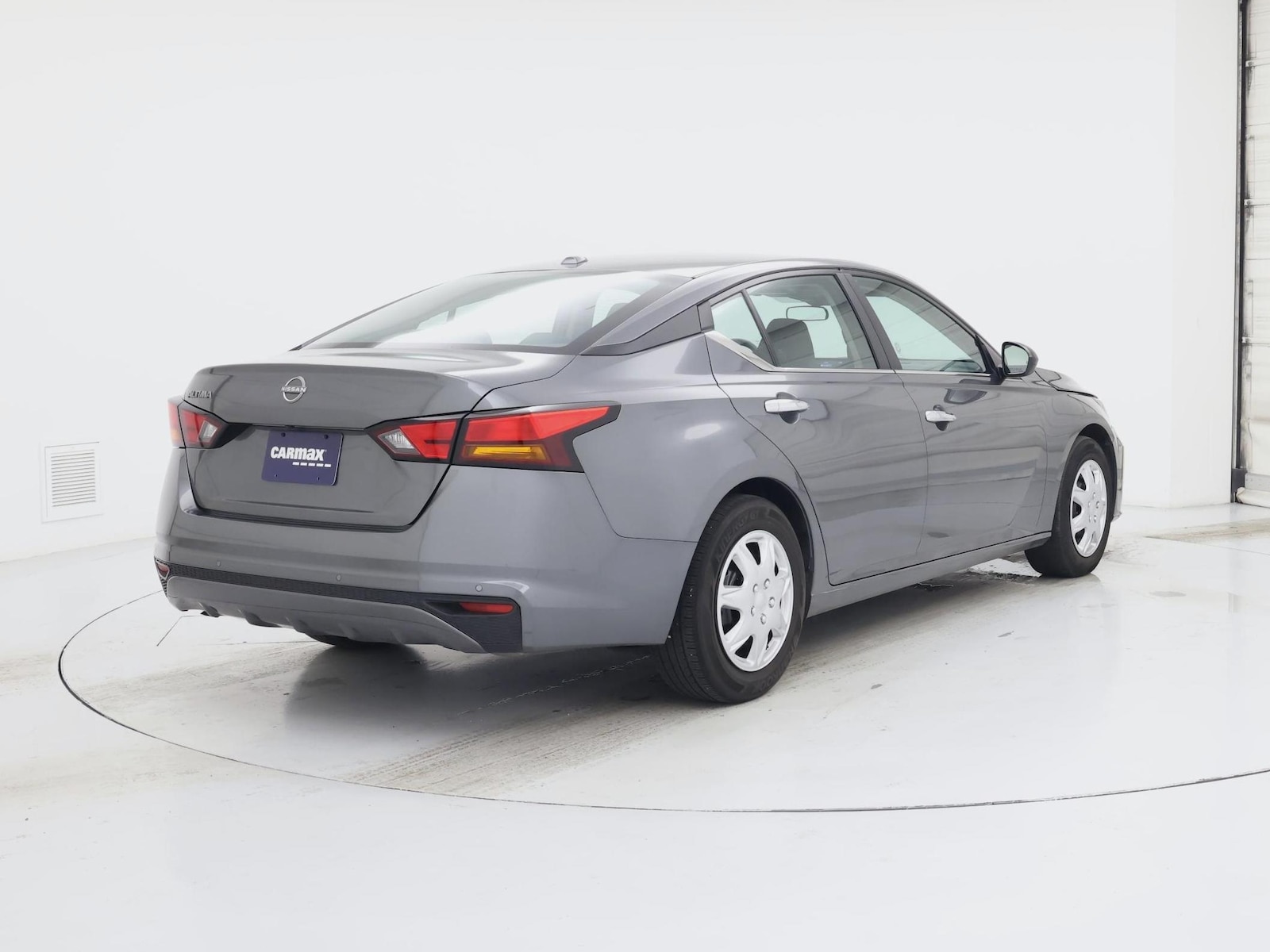 2025 Nissan Altima S - Photo 9