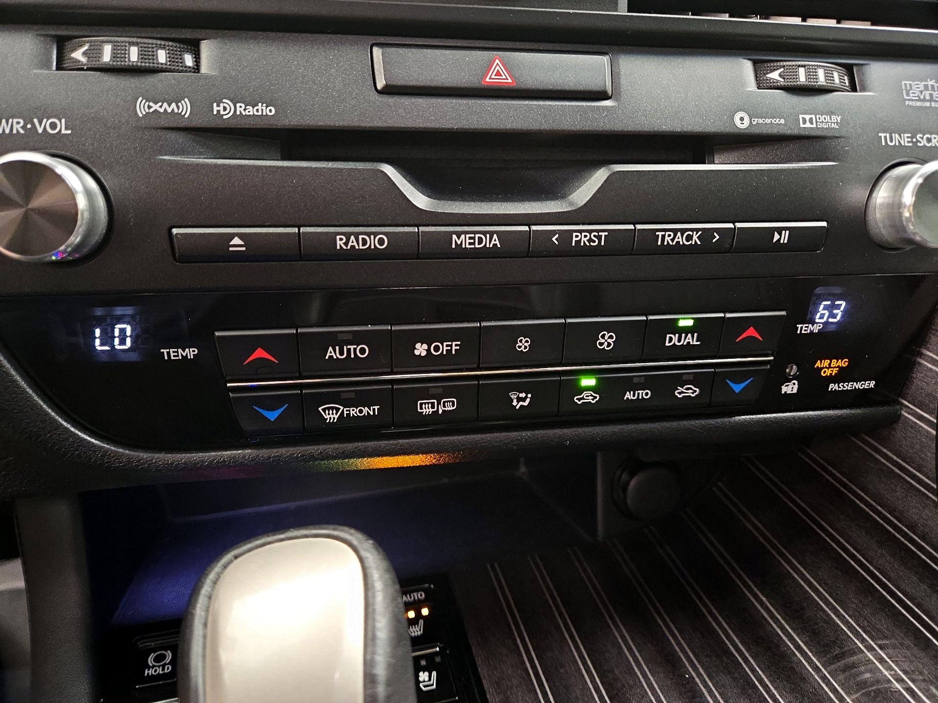 Thumbnail: 2019 Lexus RX - 17