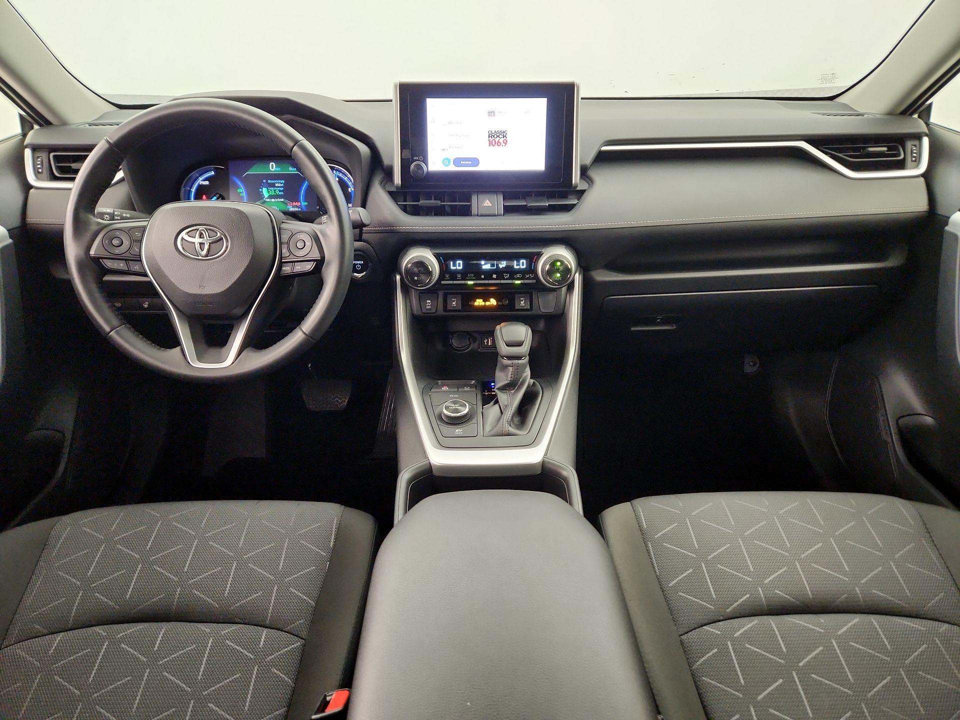 Thumbnail: 2024 Toyota RAV4 - 9