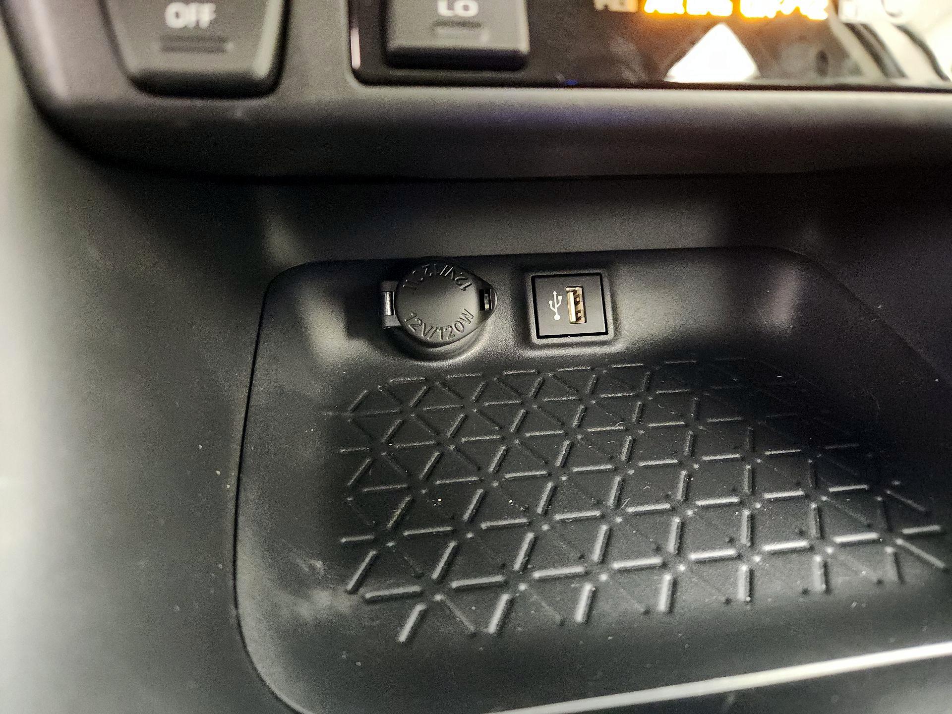 Thumbnail: 2024 Toyota RAV4 - 18