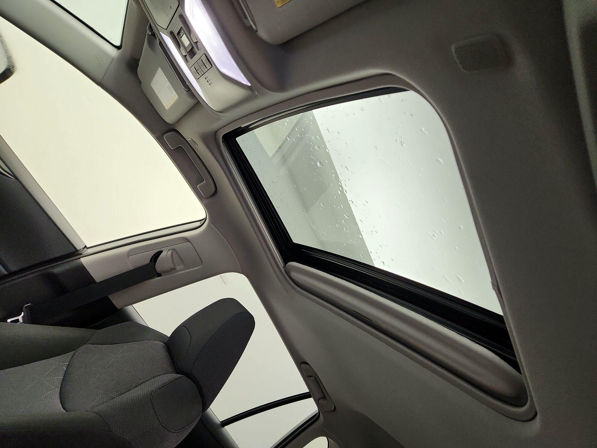 Thumbnail: 2024 Toyota RAV4 - 19