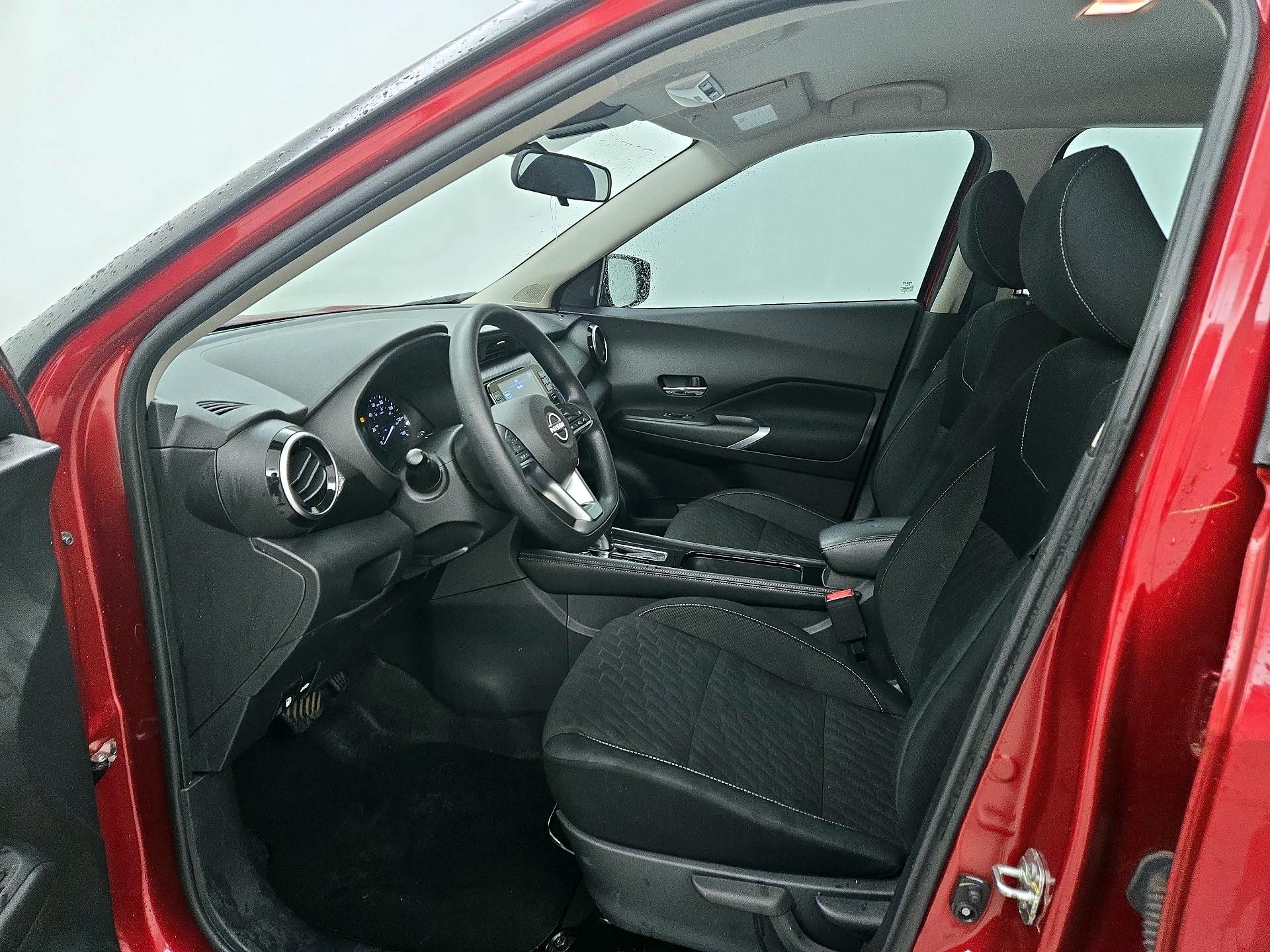 Thumbnail: 2023 Nissan Kicks - 11