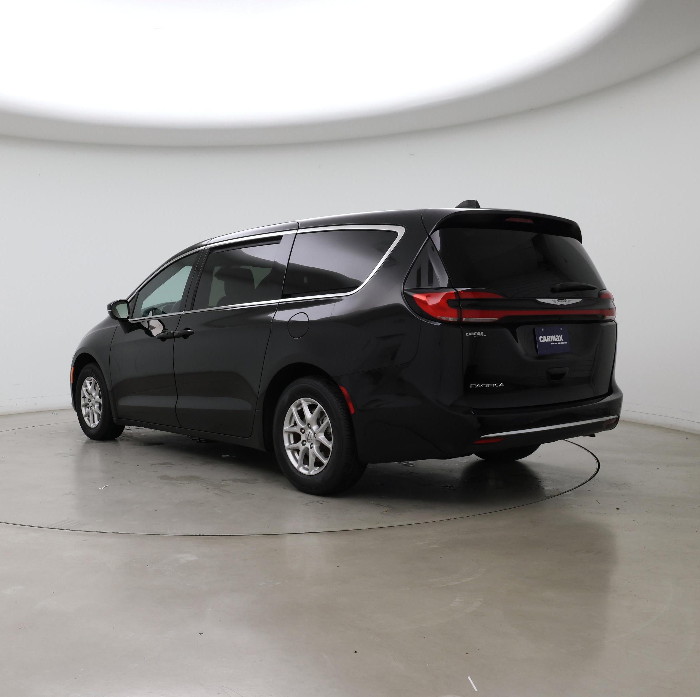 Thumbnail: 2025 Chrysler Pacifica - 2