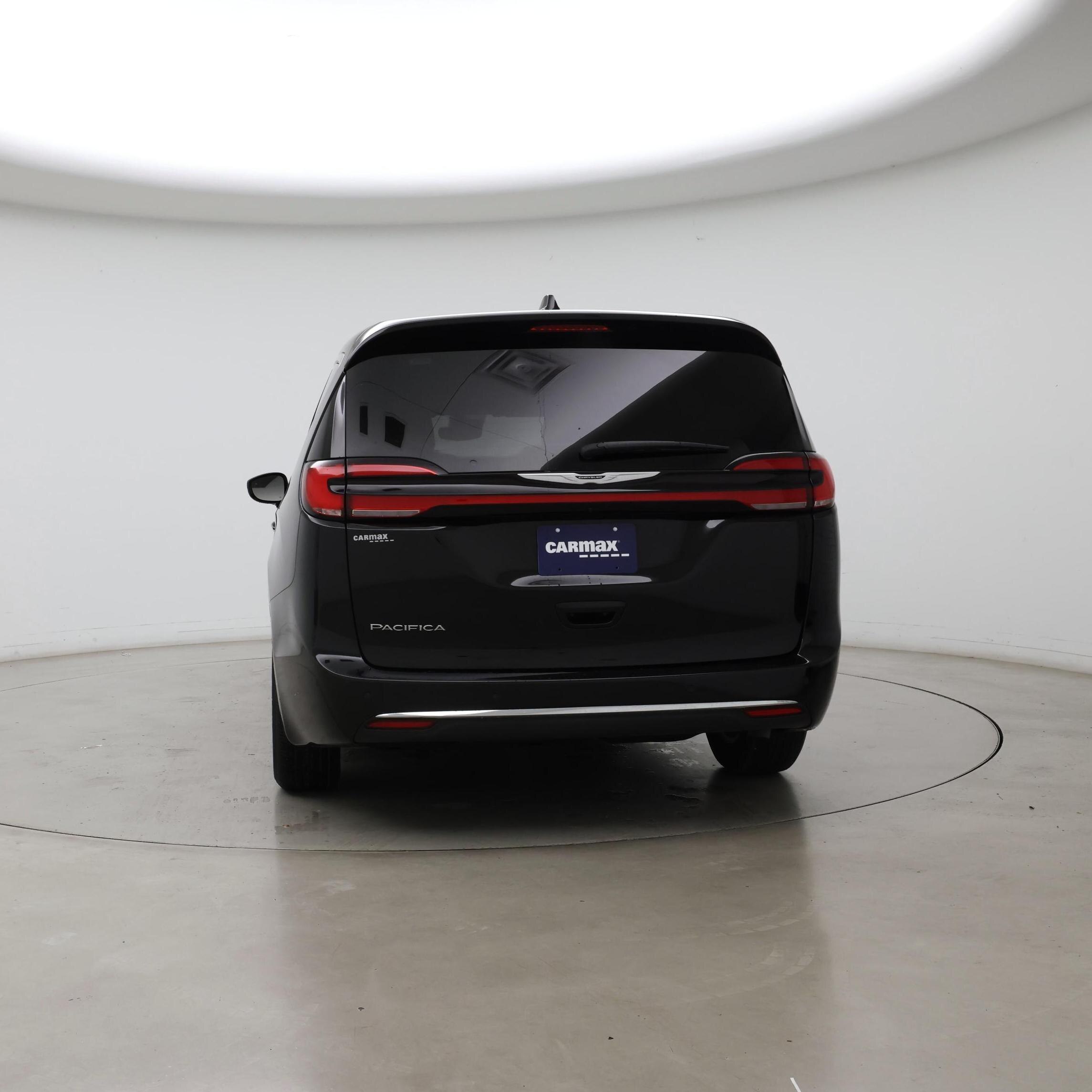 Thumbnail: 2025 Chrysler Pacifica - 6