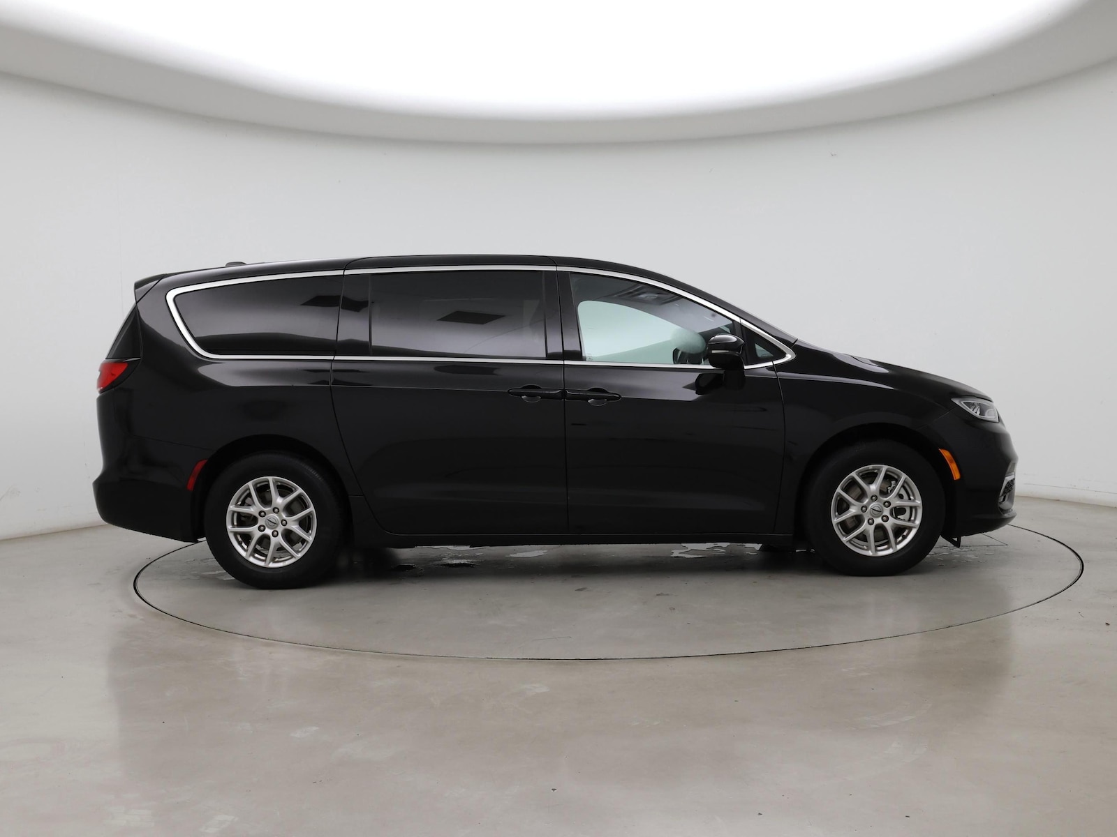 2025 Chrysler Pacifica Select - Photo 8
