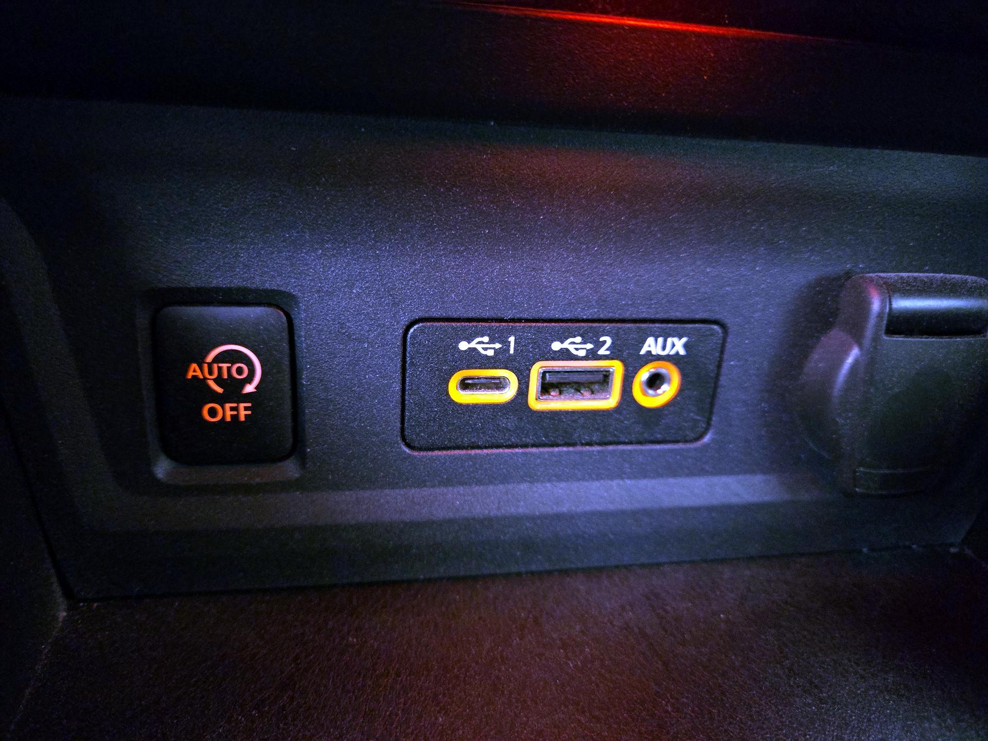 Thumbnail: 2024 Nissan Sentra - 18