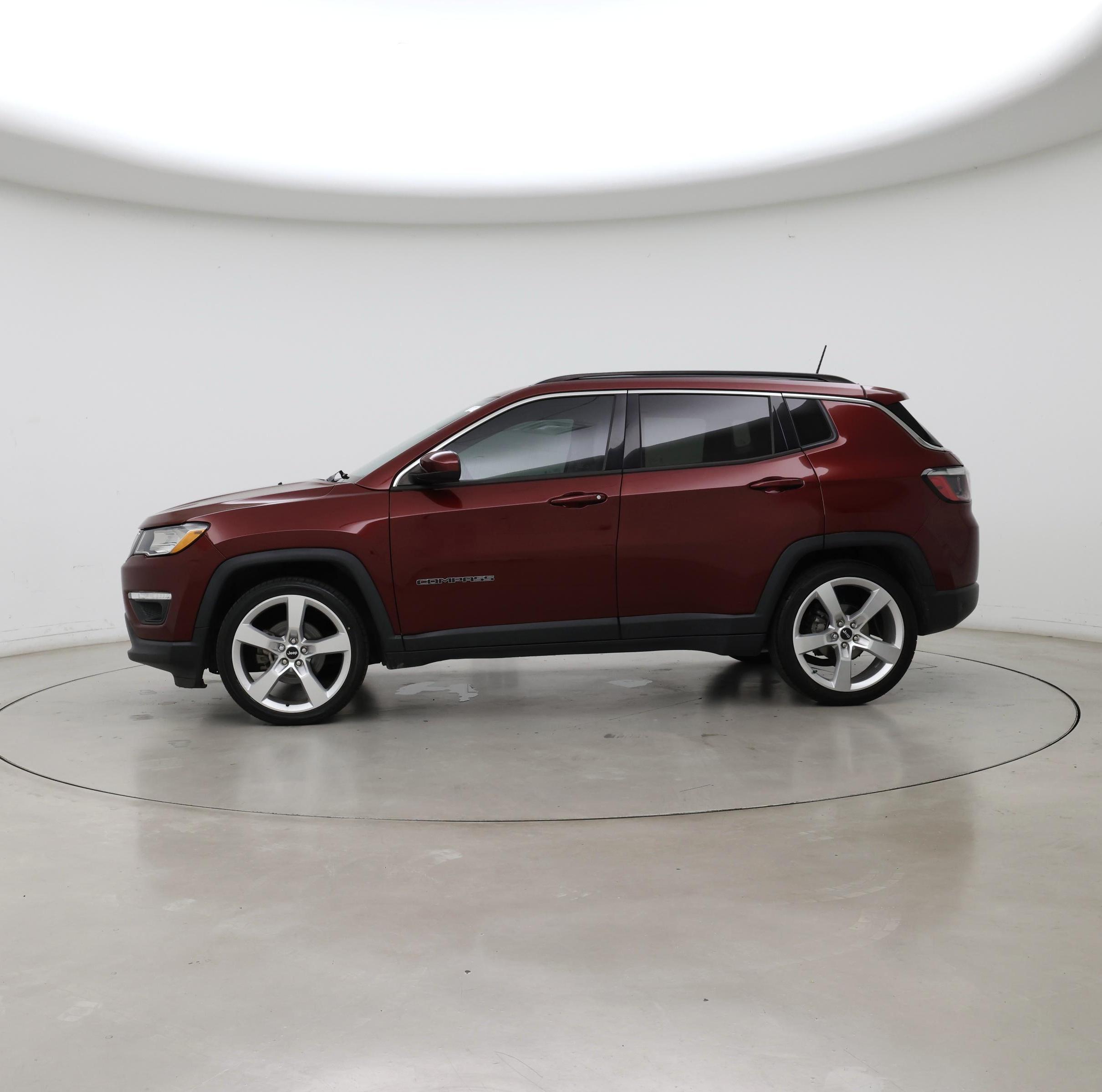 Thumbnail: 2021 Jeep Compass - 3