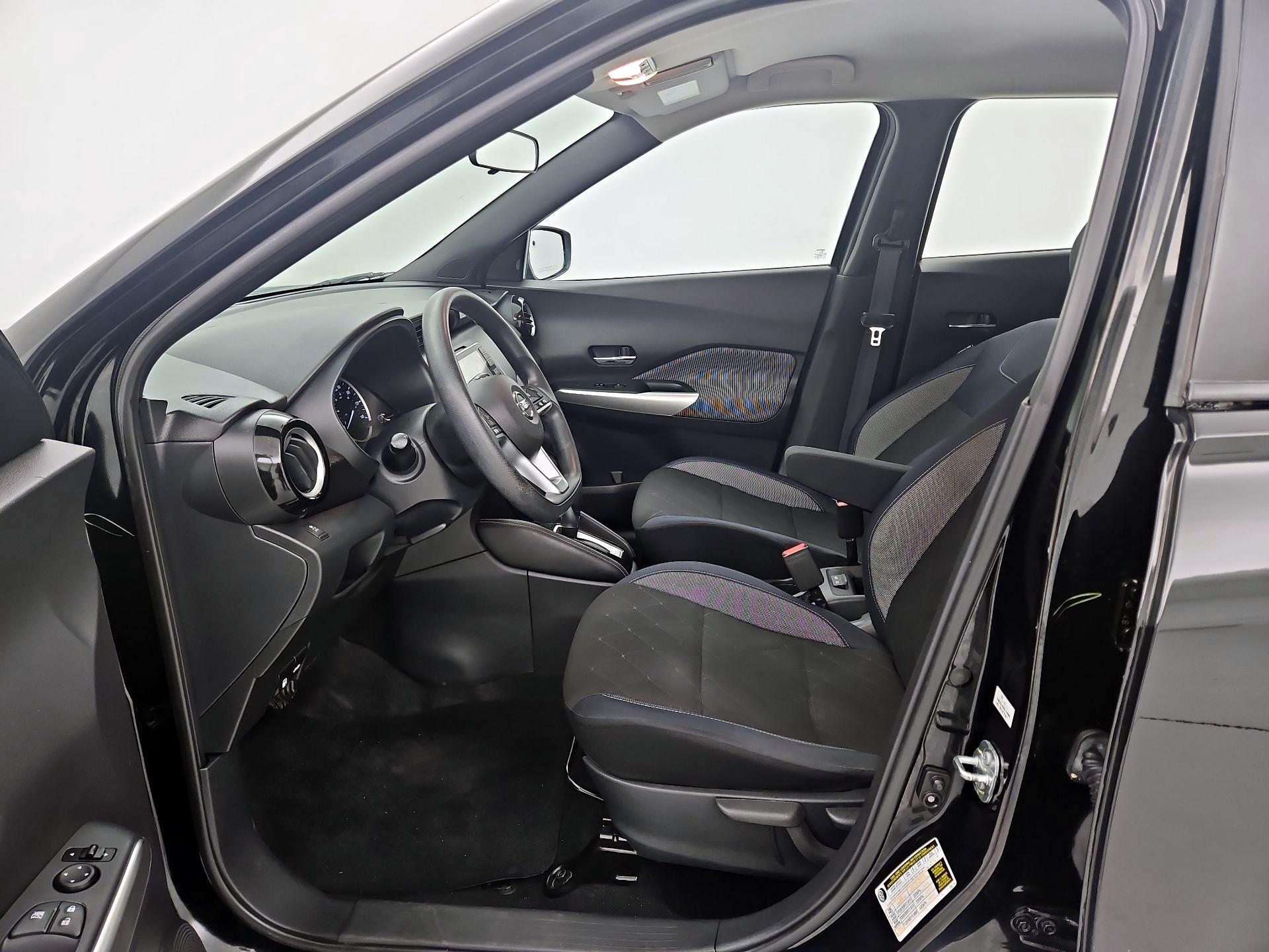 Thumbnail: 2019 Nissan Kicks - 9