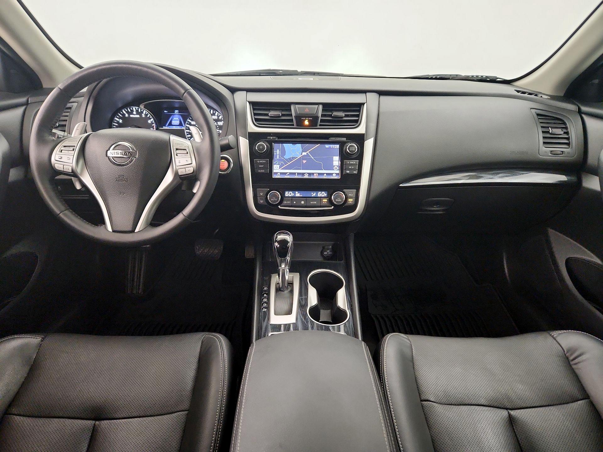 Thumbnail: 2018 Nissan Altima - 9
