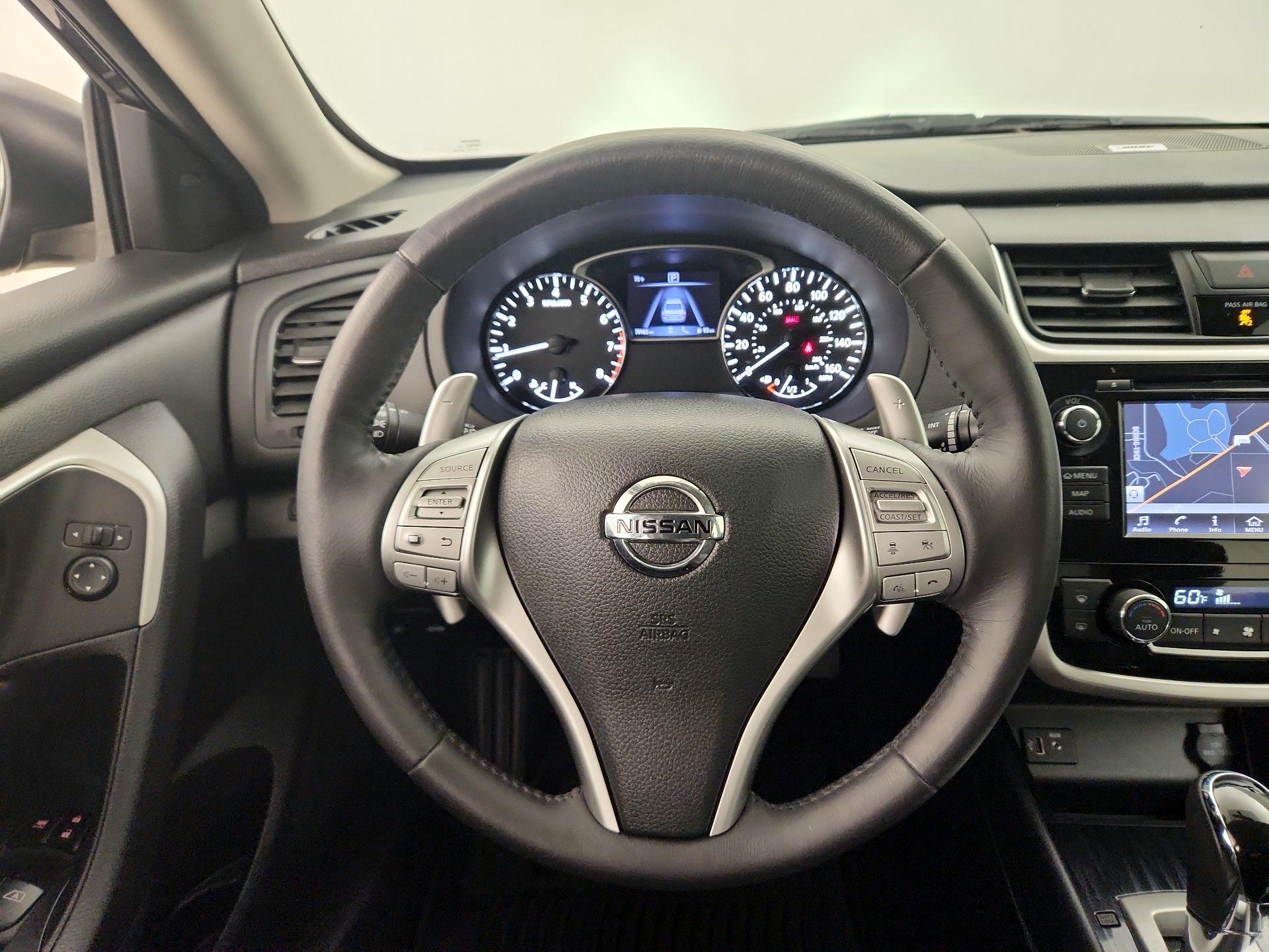 Thumbnail: 2018 Nissan Altima - 10