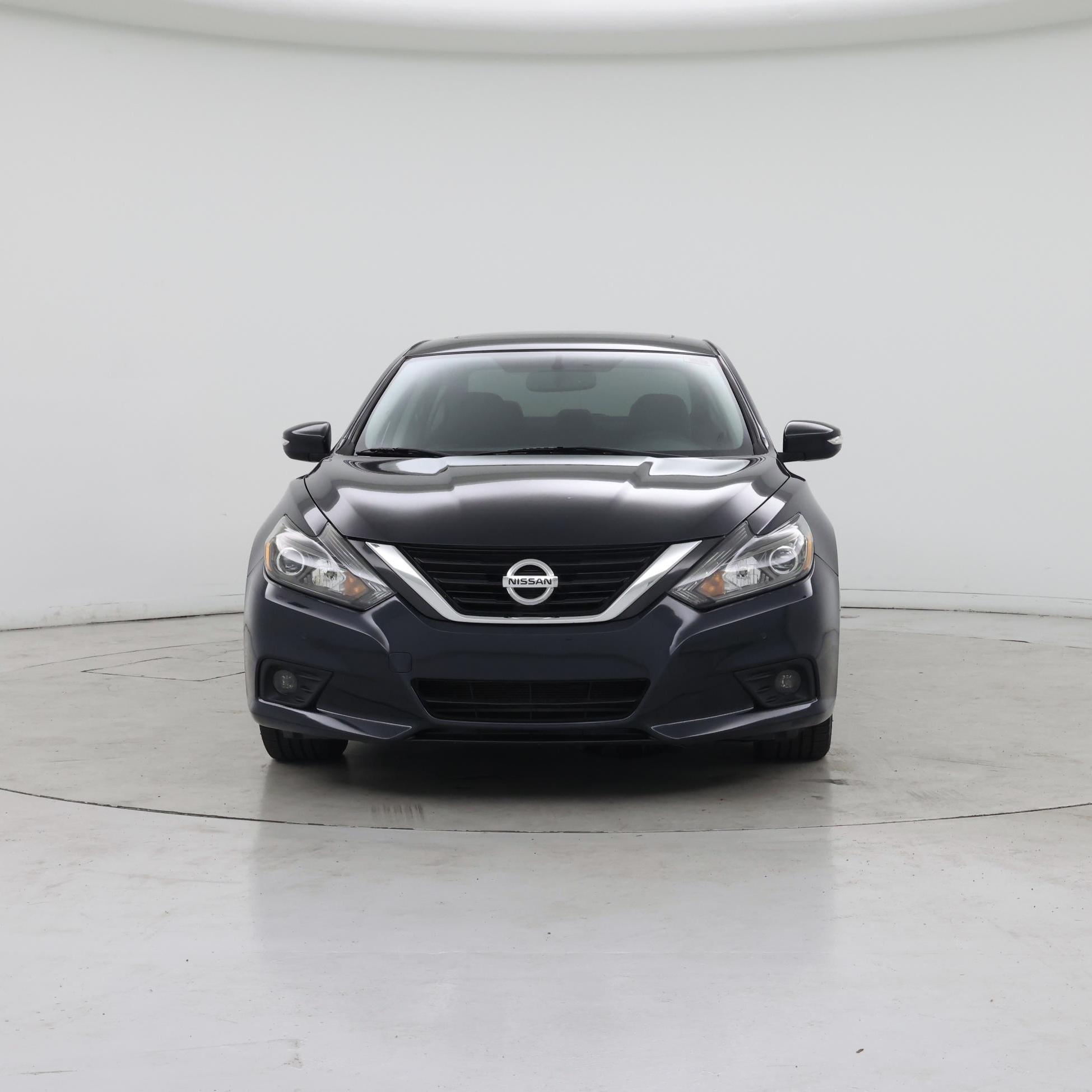 Thumbnail: 2018 Nissan Altima - 5