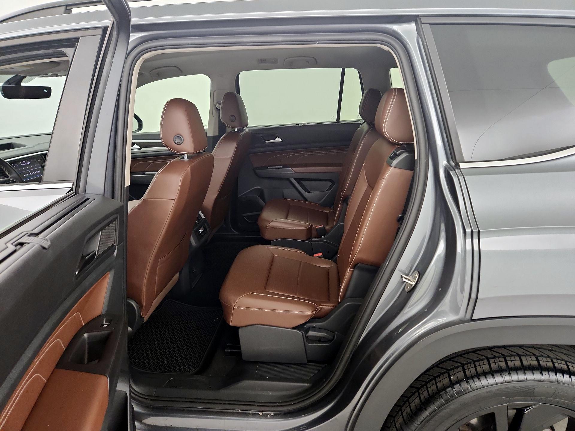 Thumbnail: 2022 Volkswagen Atlas - 20