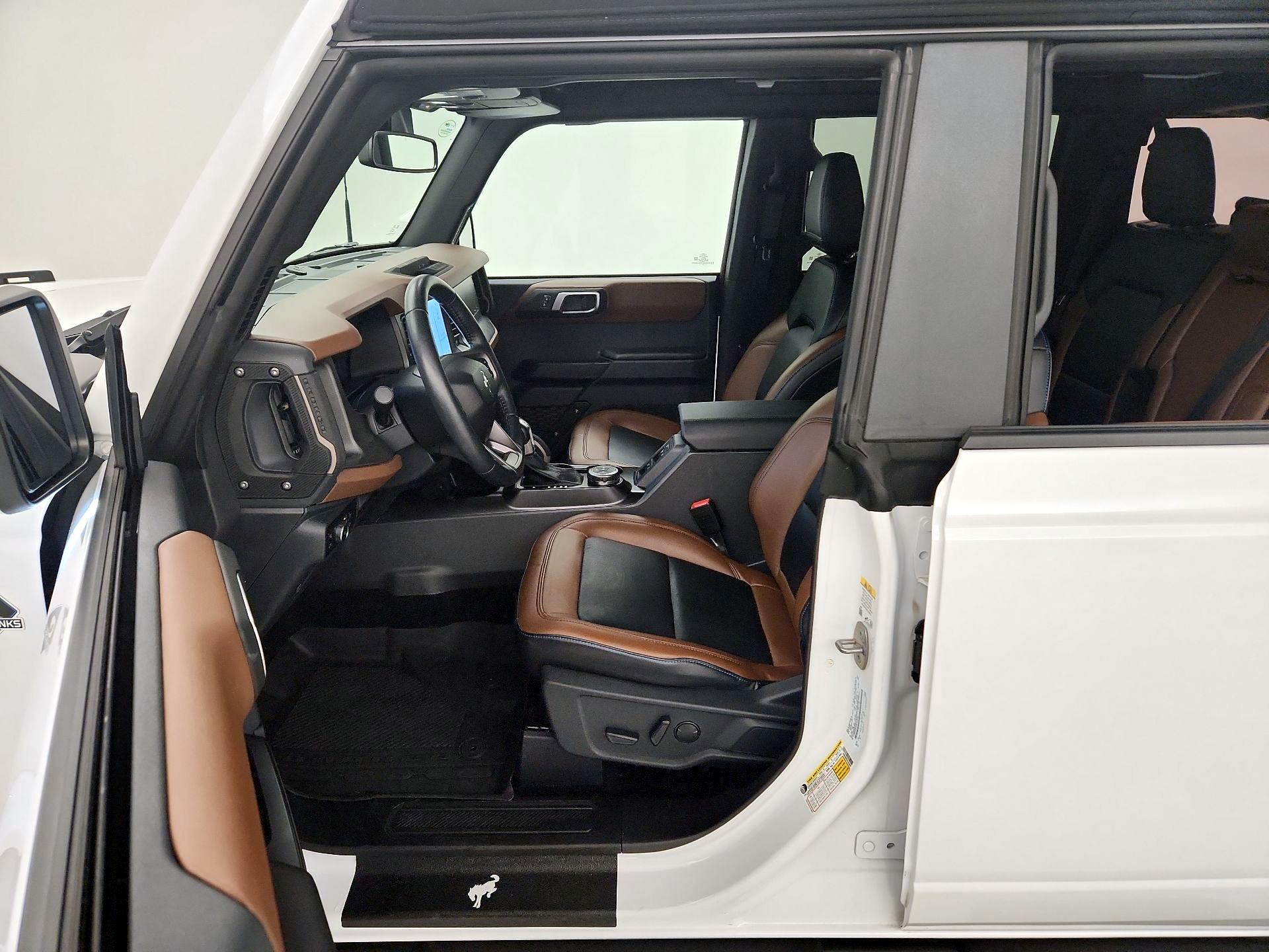 Thumbnail: 2024 Ford Bronco - 11