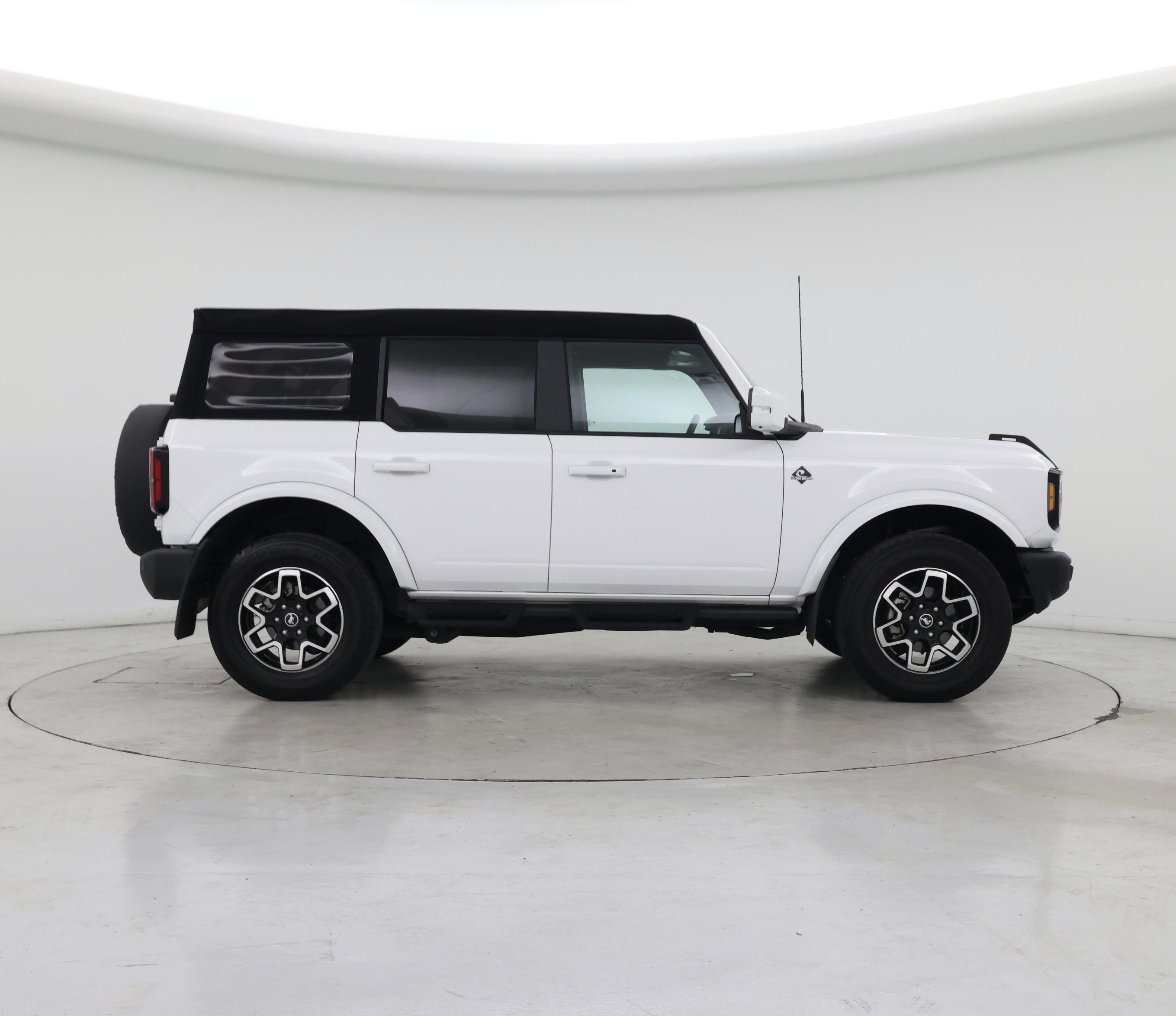 Thumbnail: 2024 Ford Bronco - 7