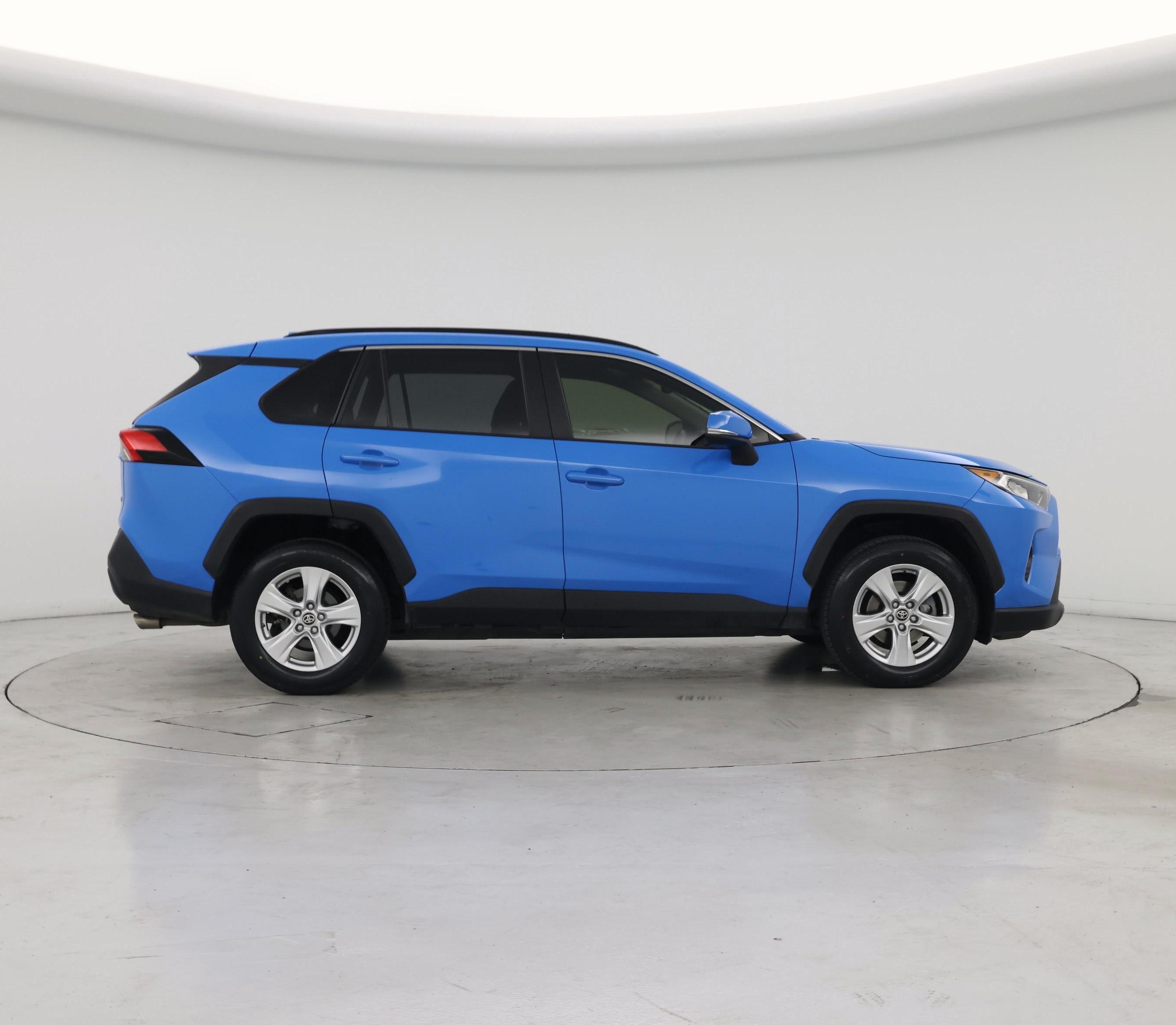 Thumbnail: 2019 Toyota RAV4 - 7