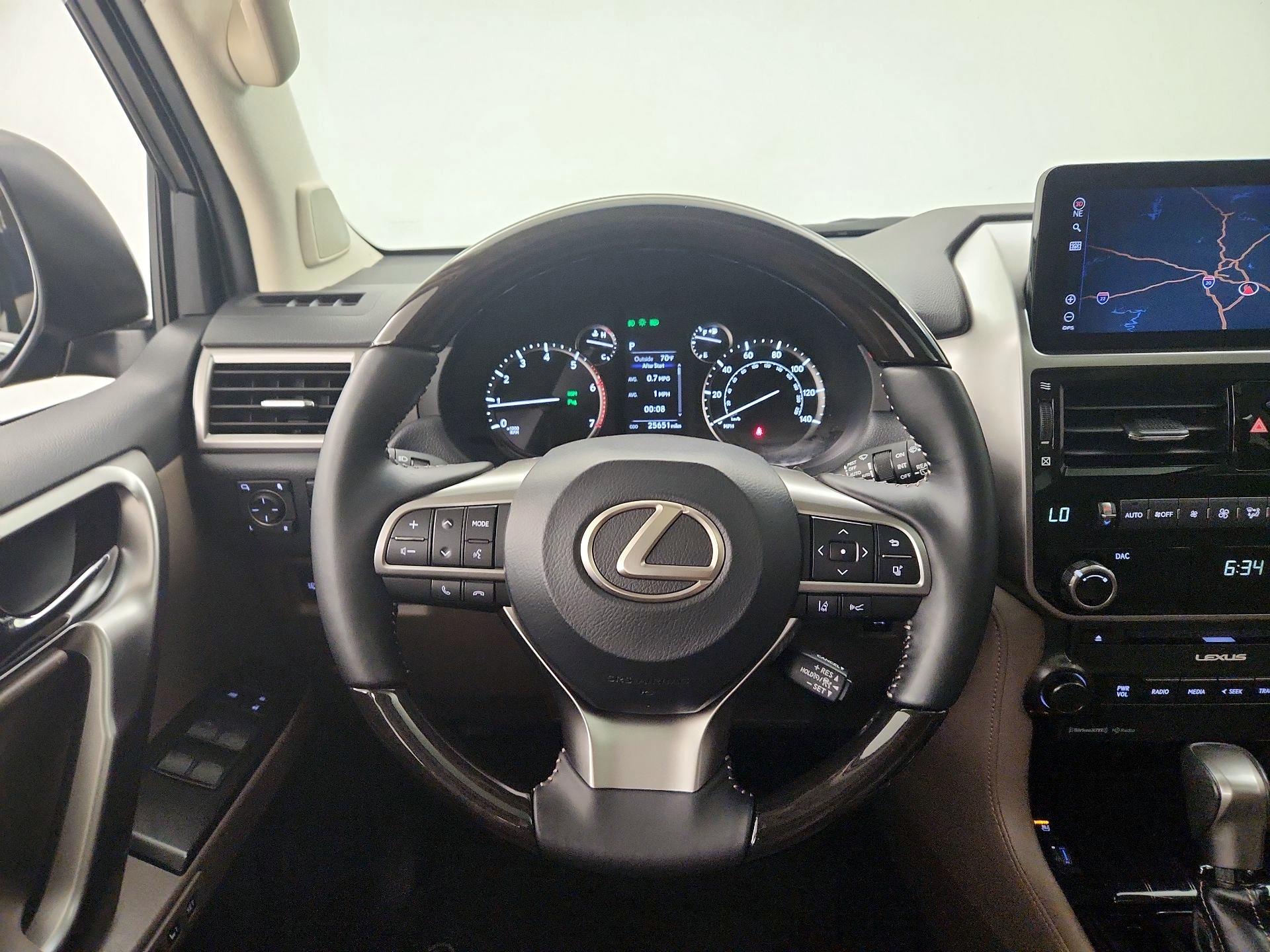 Thumbnail: 2022 Lexus GX - 10