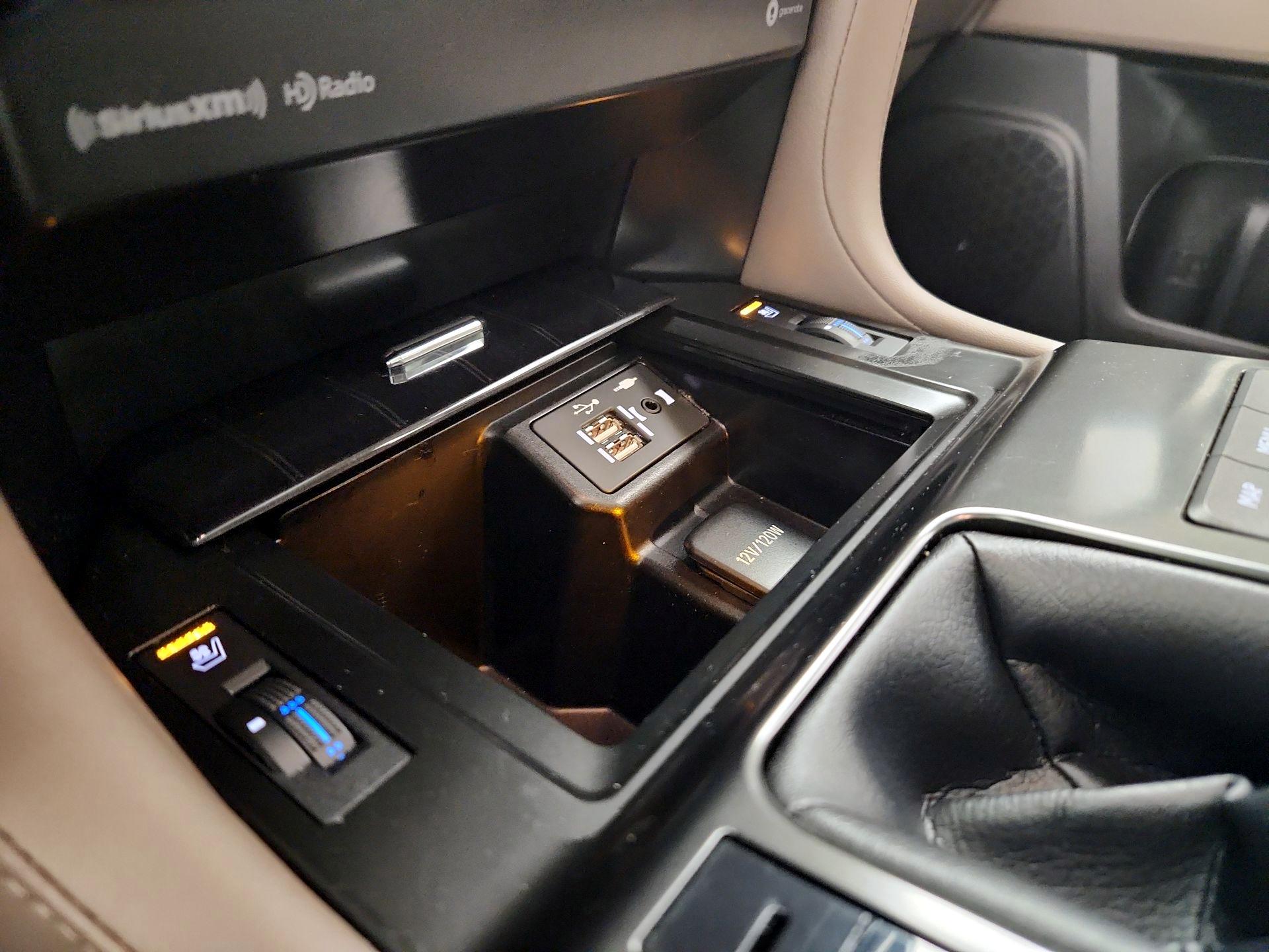 Thumbnail: 2022 Lexus GX - 19