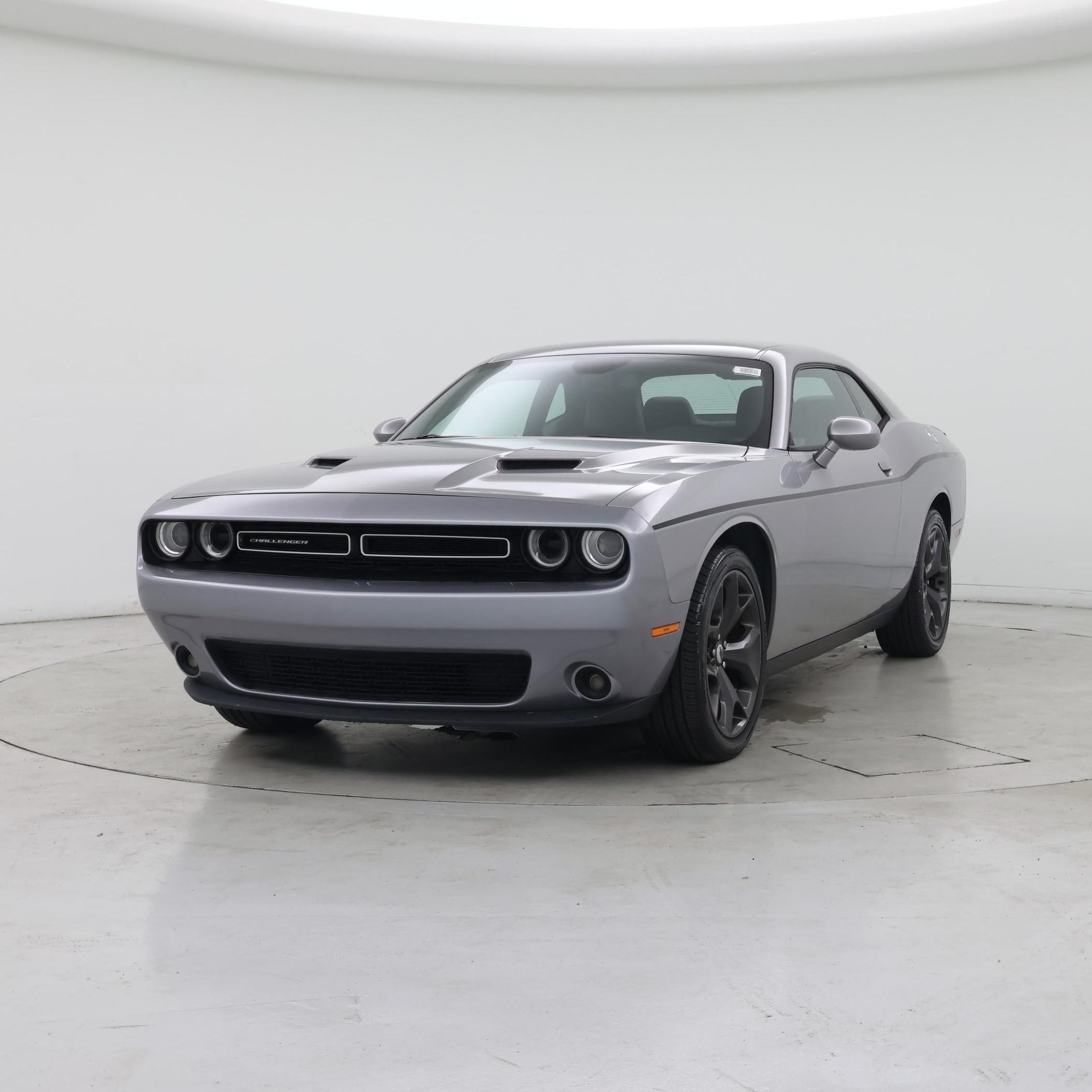 Thumbnail: 2018 Dodge Challenger - 4