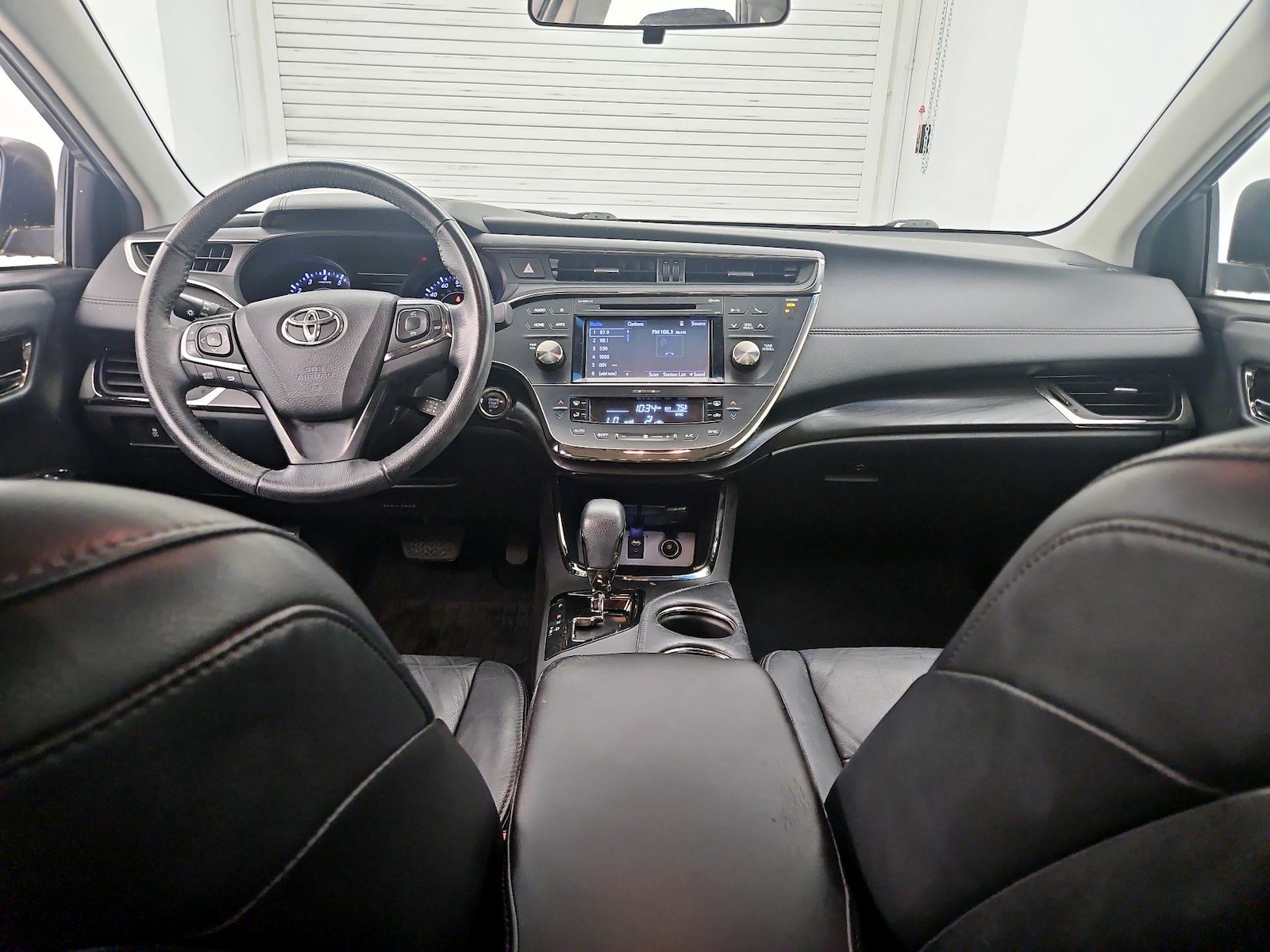 2016 Toyota Avalon XLE - Photo 10