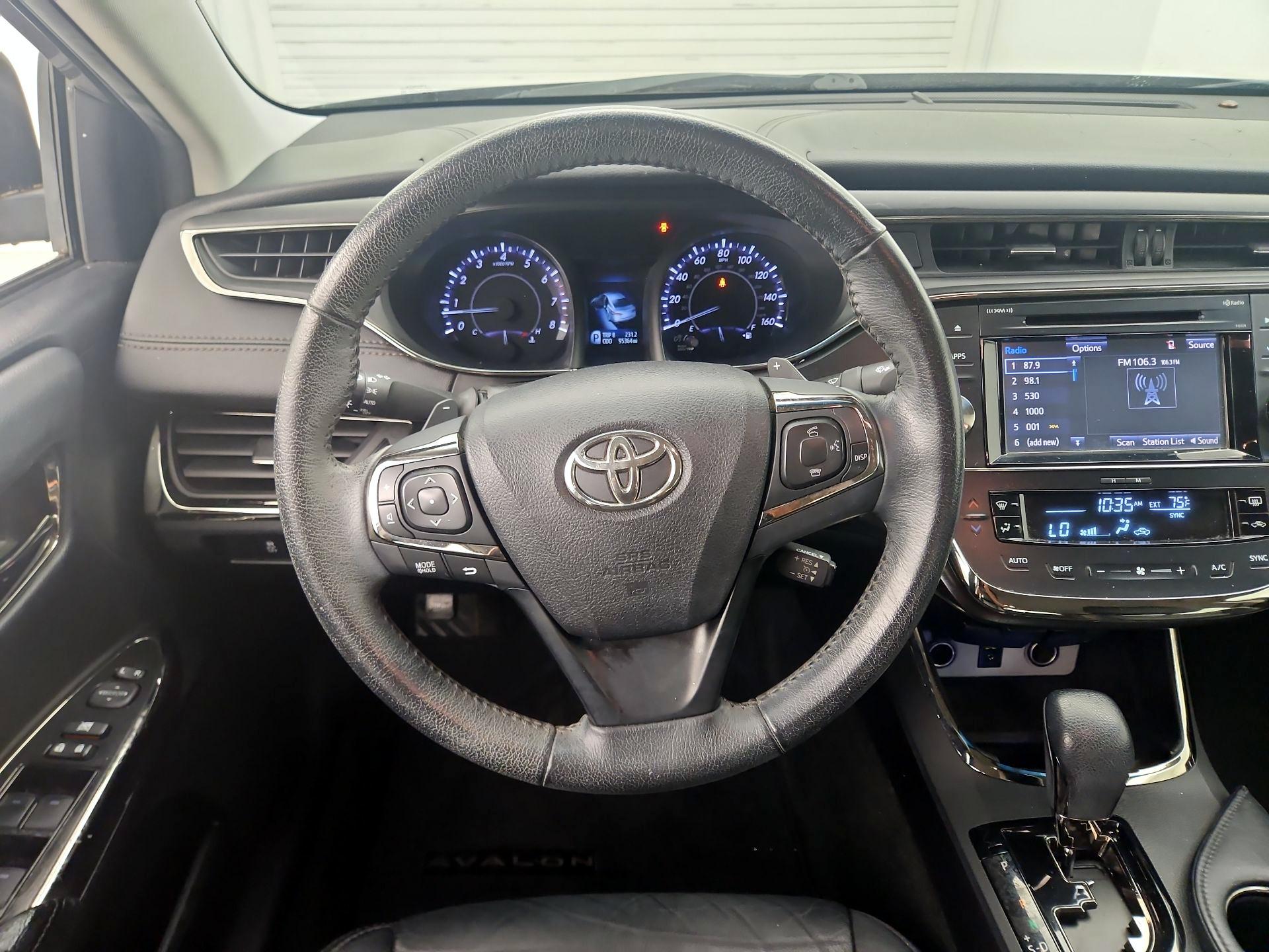Thumbnail: 2016 Toyota Avalon - 10