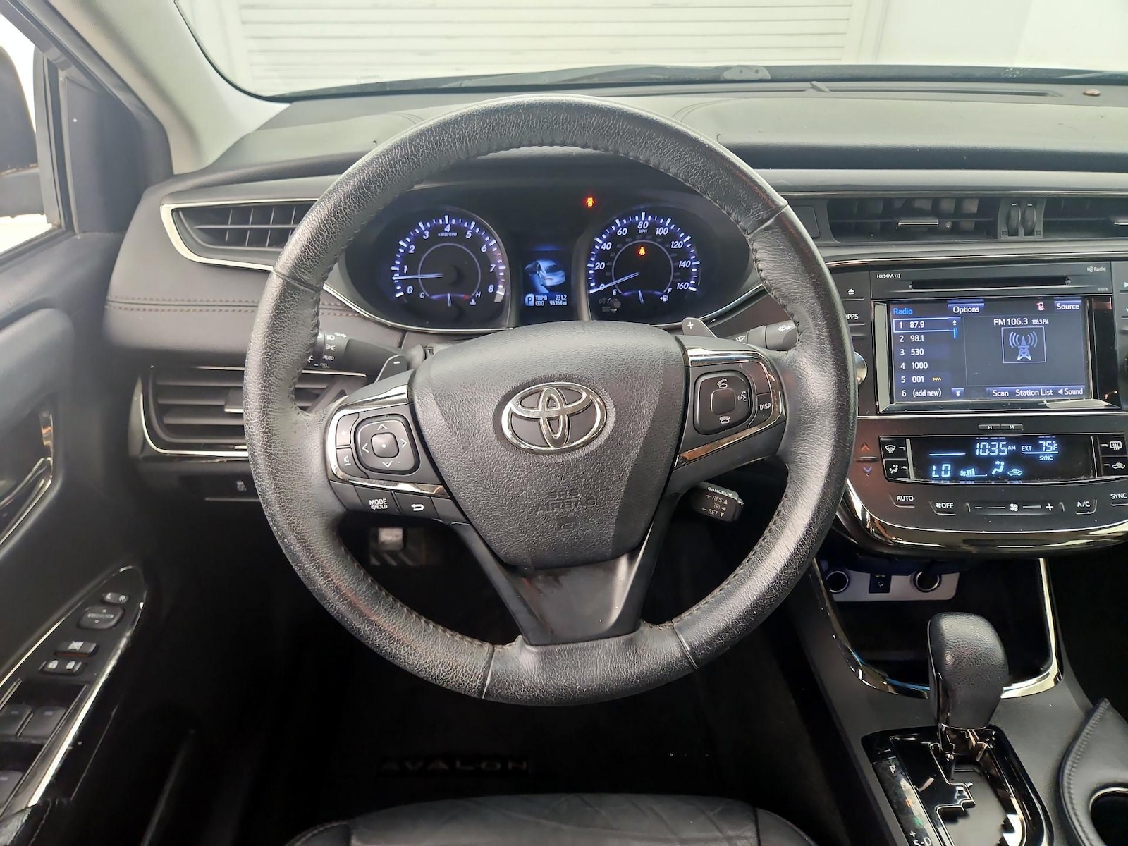 2016 Toyota Avalon XLE - Photo 11