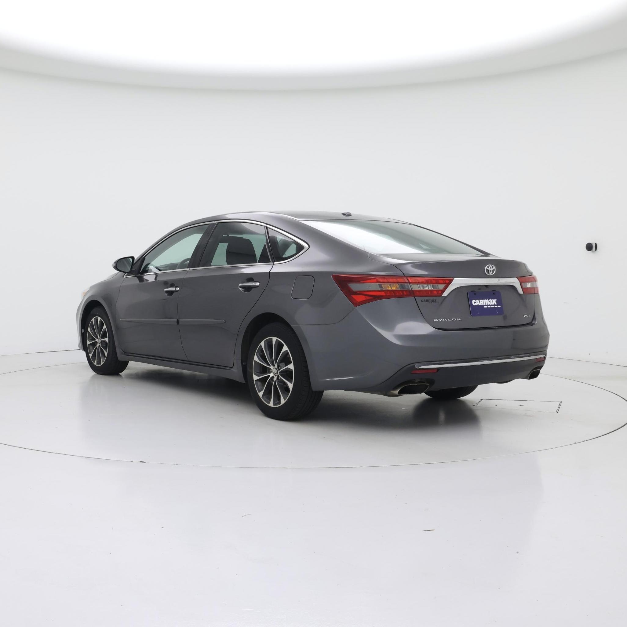 Thumbnail: 2016 Toyota Avalon - 2