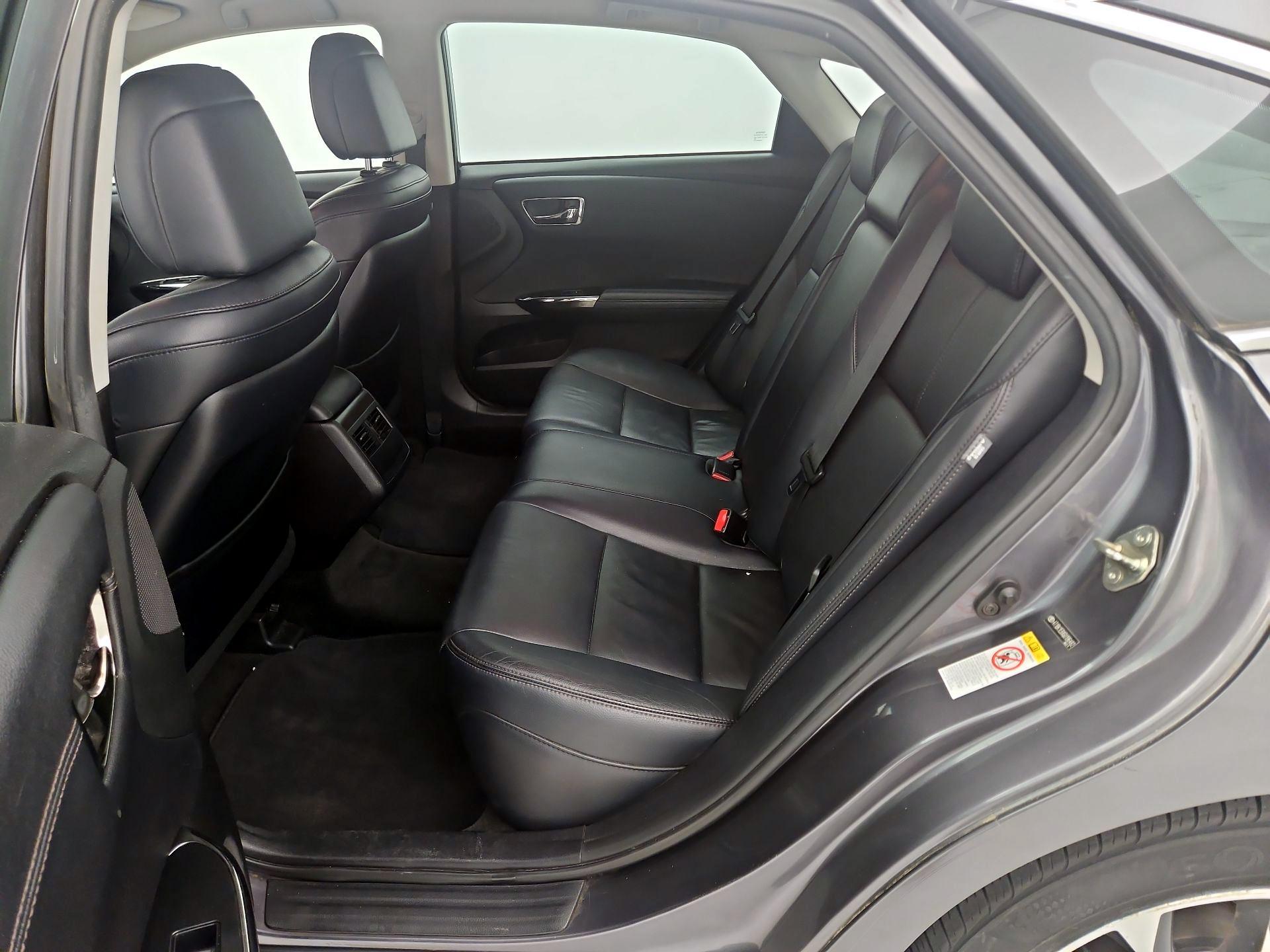 Thumbnail: 2016 Toyota Avalon - 19
