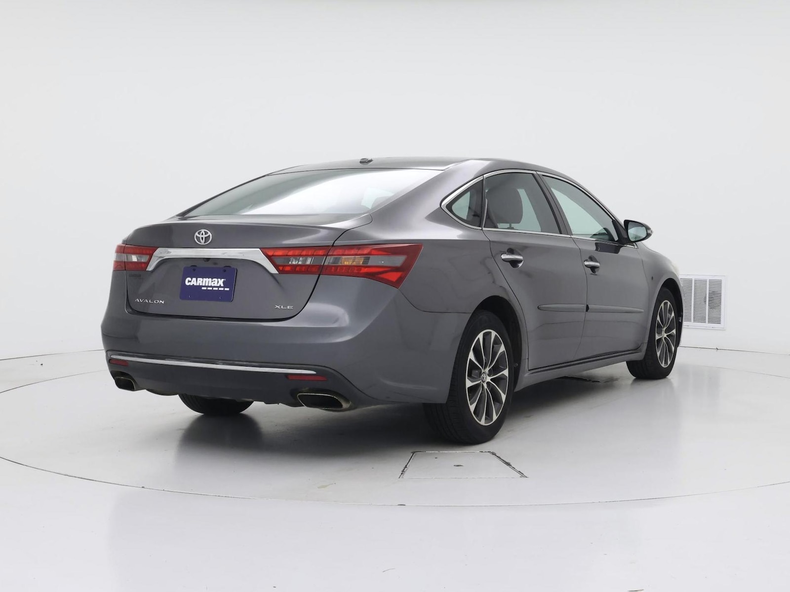 2016 Toyota Avalon XLE - Photo 9