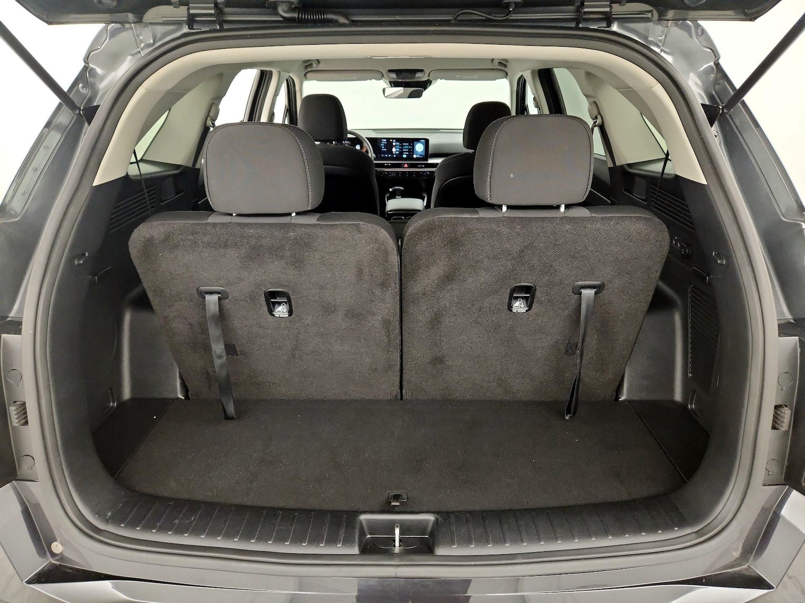 2025 Kia Sorento LX - Photo 22