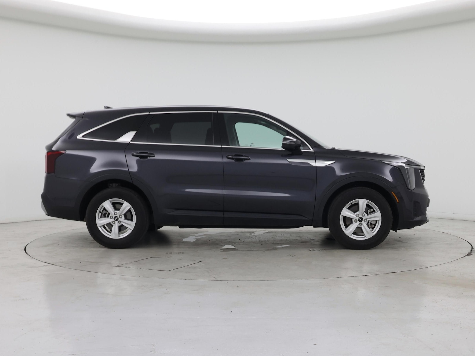 2025 Kia Sorento LX - Photo 8