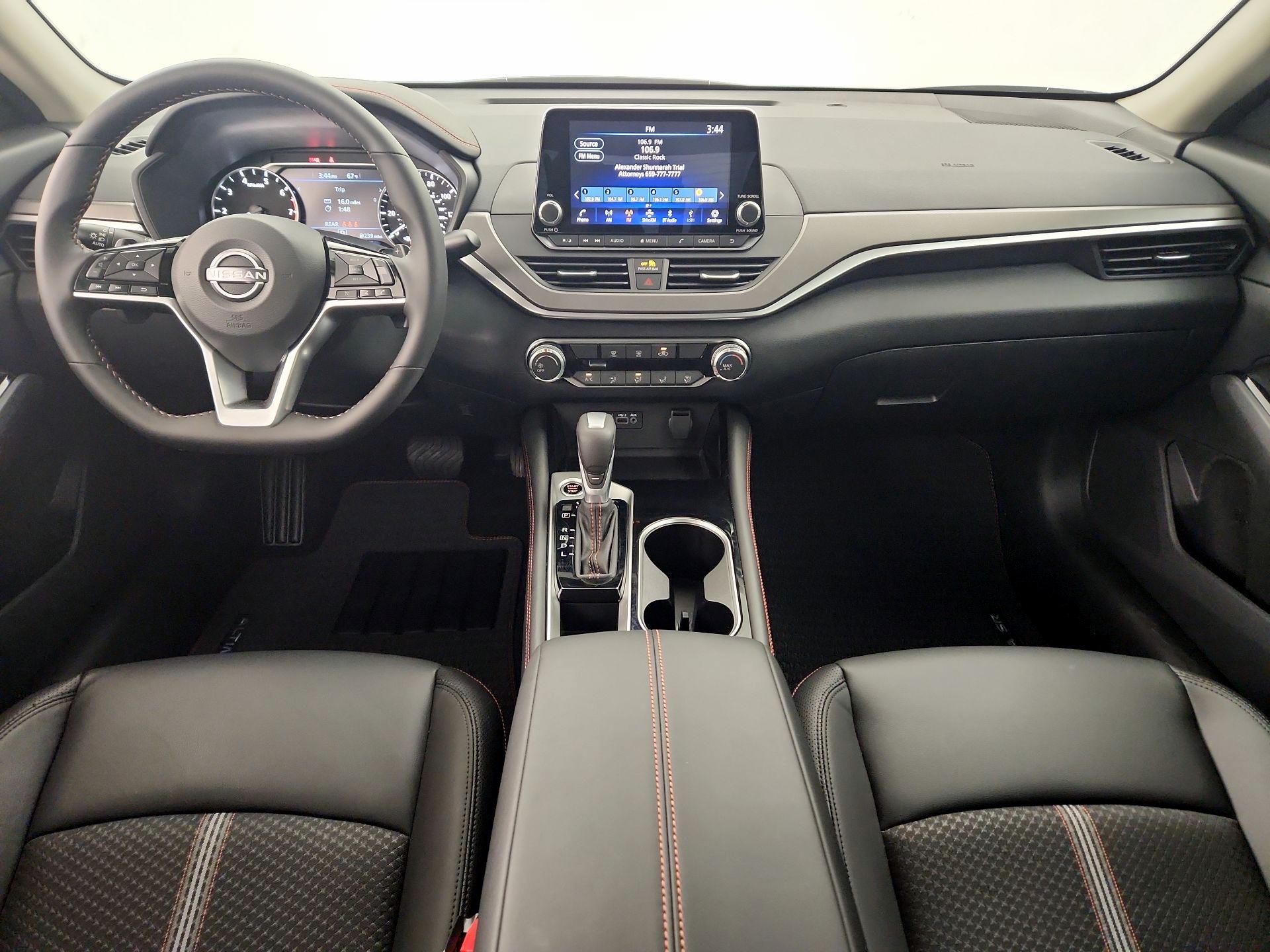 Thumbnail: 2025 Nissan Altima - 9