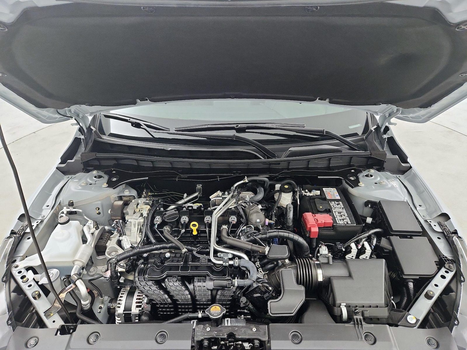 2025 Nissan Altima SR - Photo 23