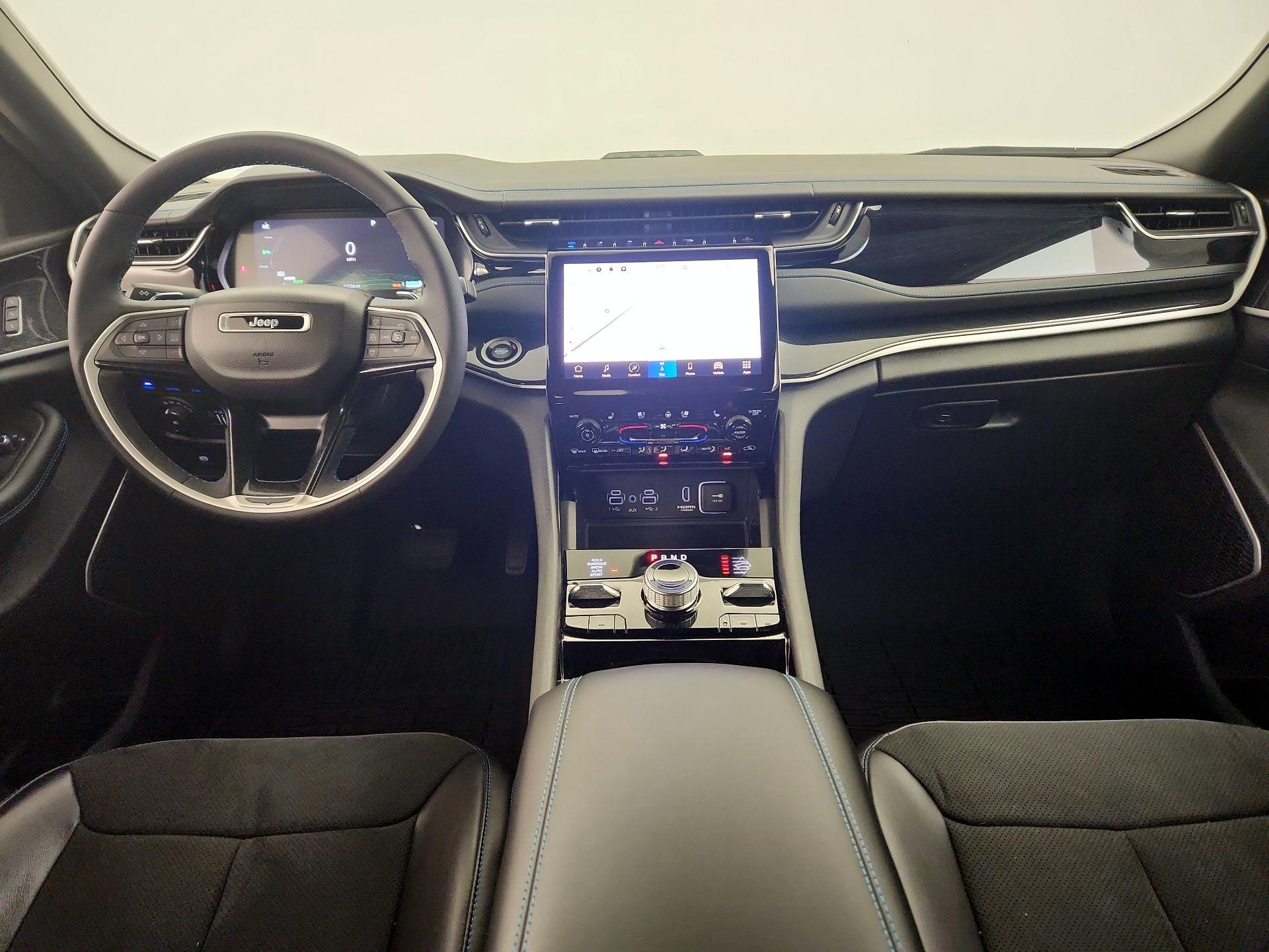 Thumbnail: 2022 Jeep Grand Cherokee - 9