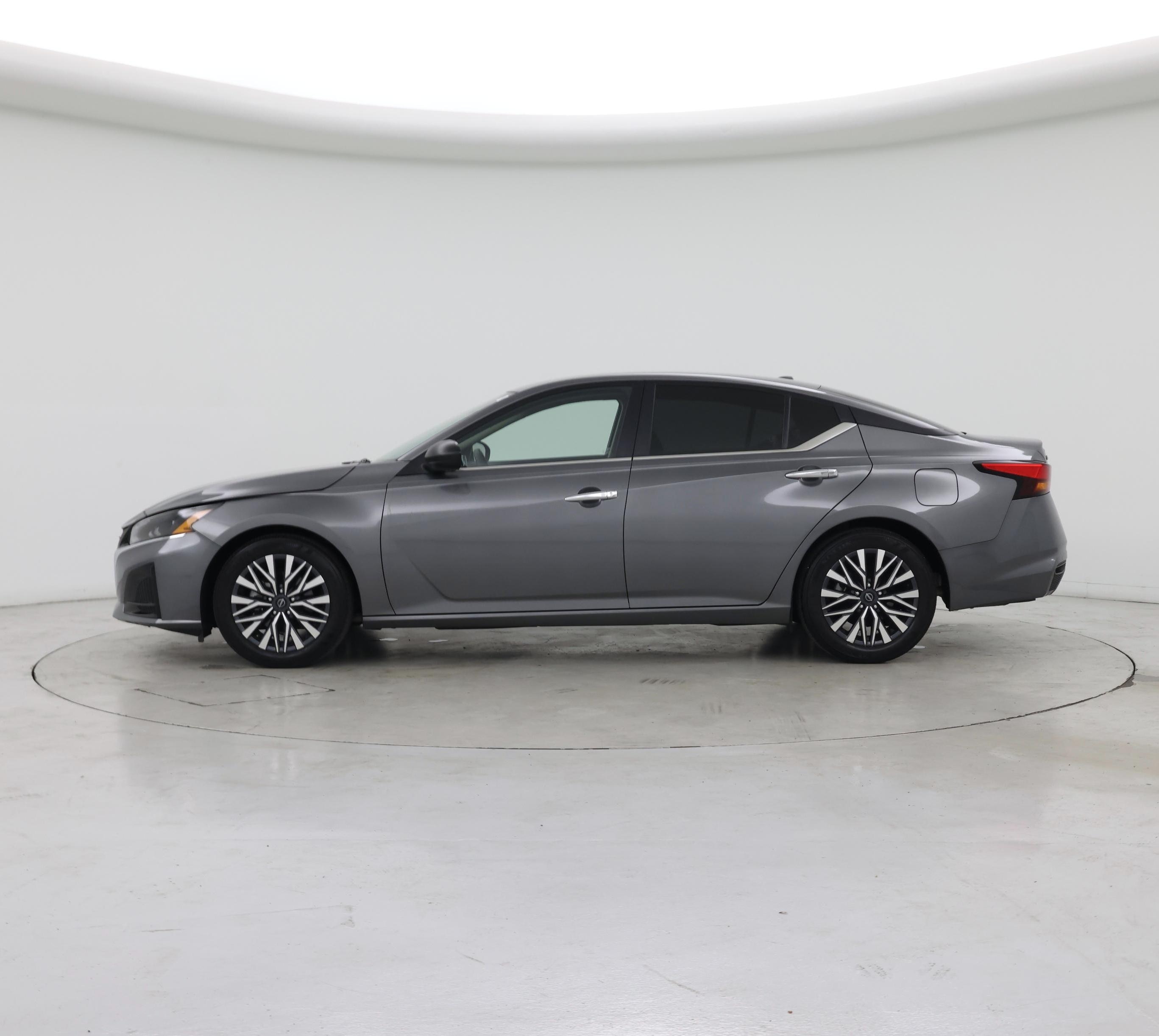Thumbnail: 2024 Nissan Altima - 3