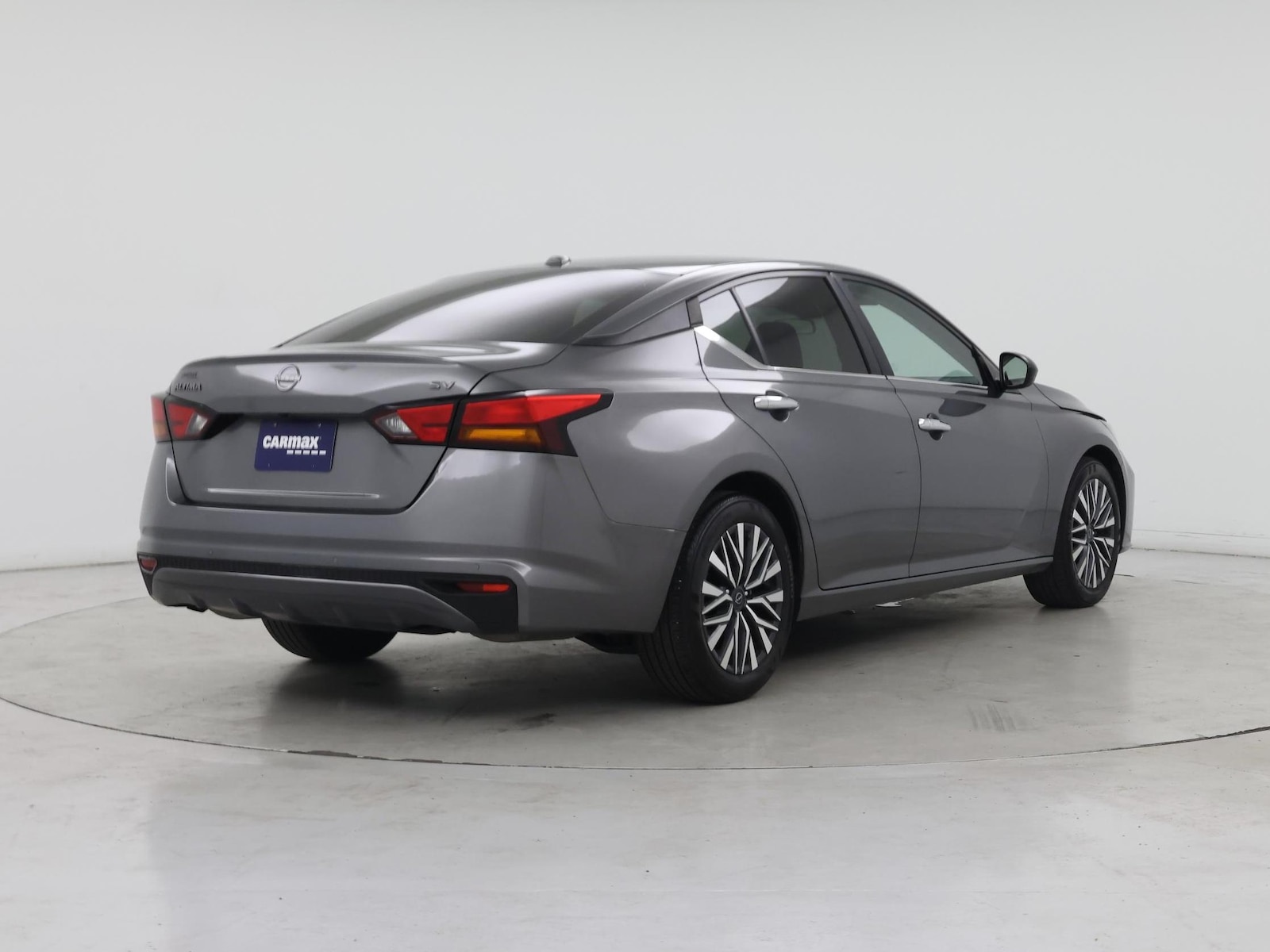 2024 Nissan Altima SV - Photo 9