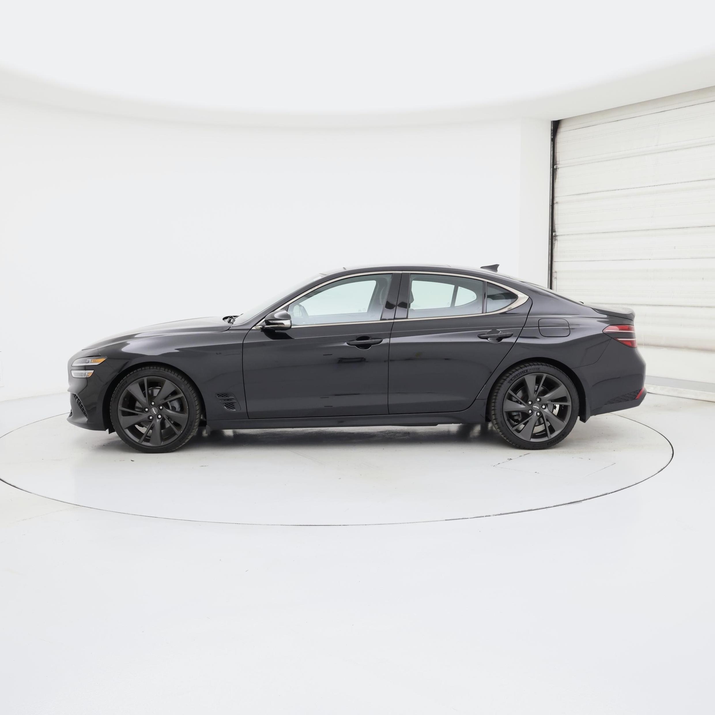 Thumbnail: 2023 Genesis G70 - 3