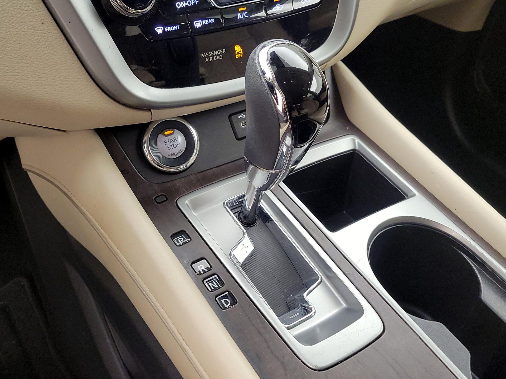 Thumbnail: 2020 Nissan Murano - 17