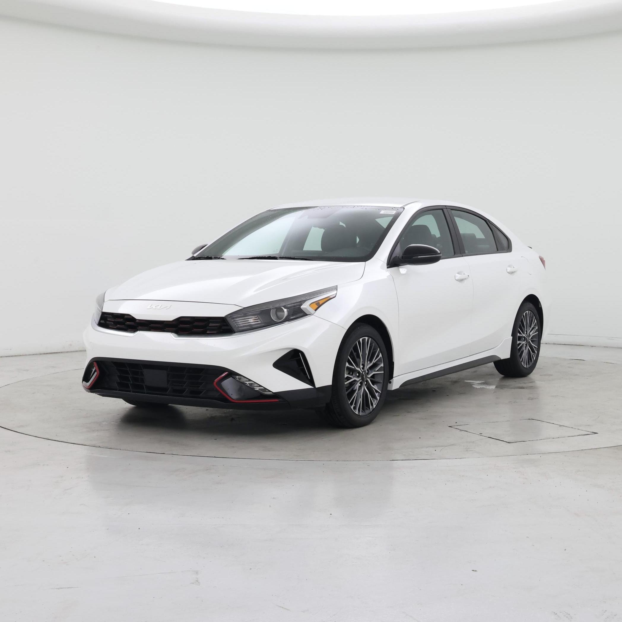 Thumbnail: 2023 Kia Forte - 4