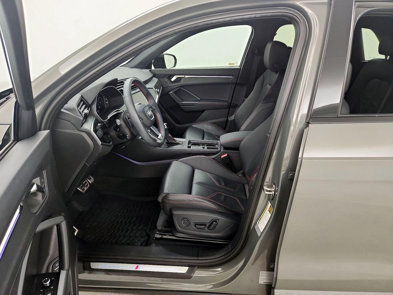 2025 Audi Q3 S Line Premium Plus - Photo 12