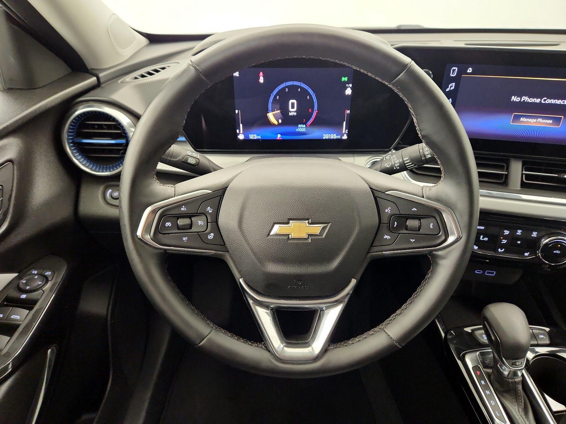 Thumbnail: 2025 Chevrolet Trax - 10