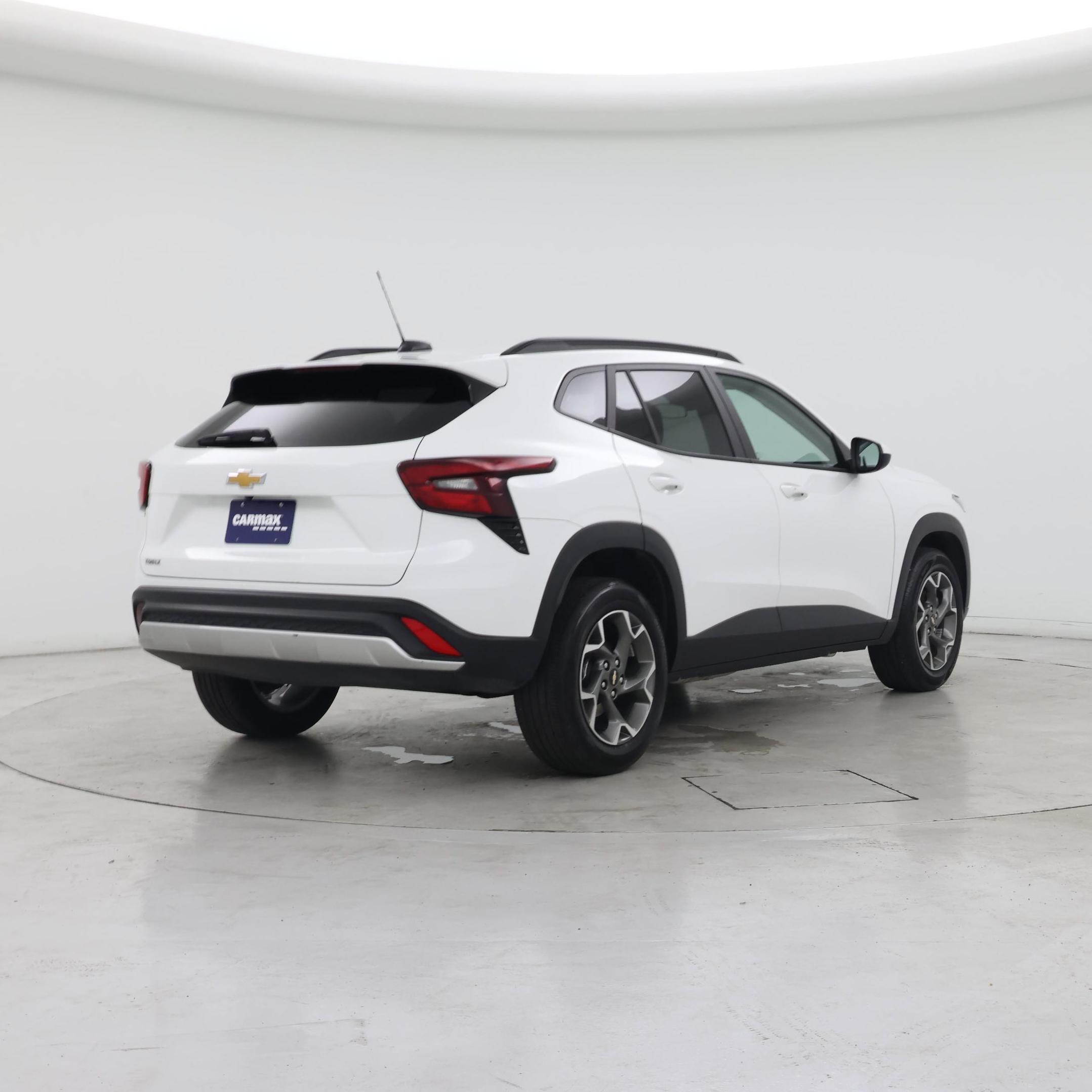 Thumbnail: 2025 Chevrolet Trax - 8