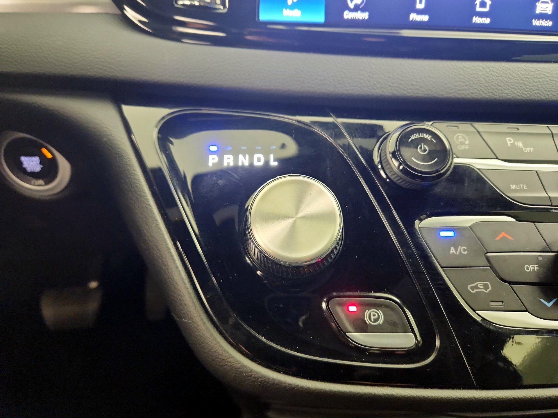 Thumbnail: 2025 Chrysler Pacifica - 17