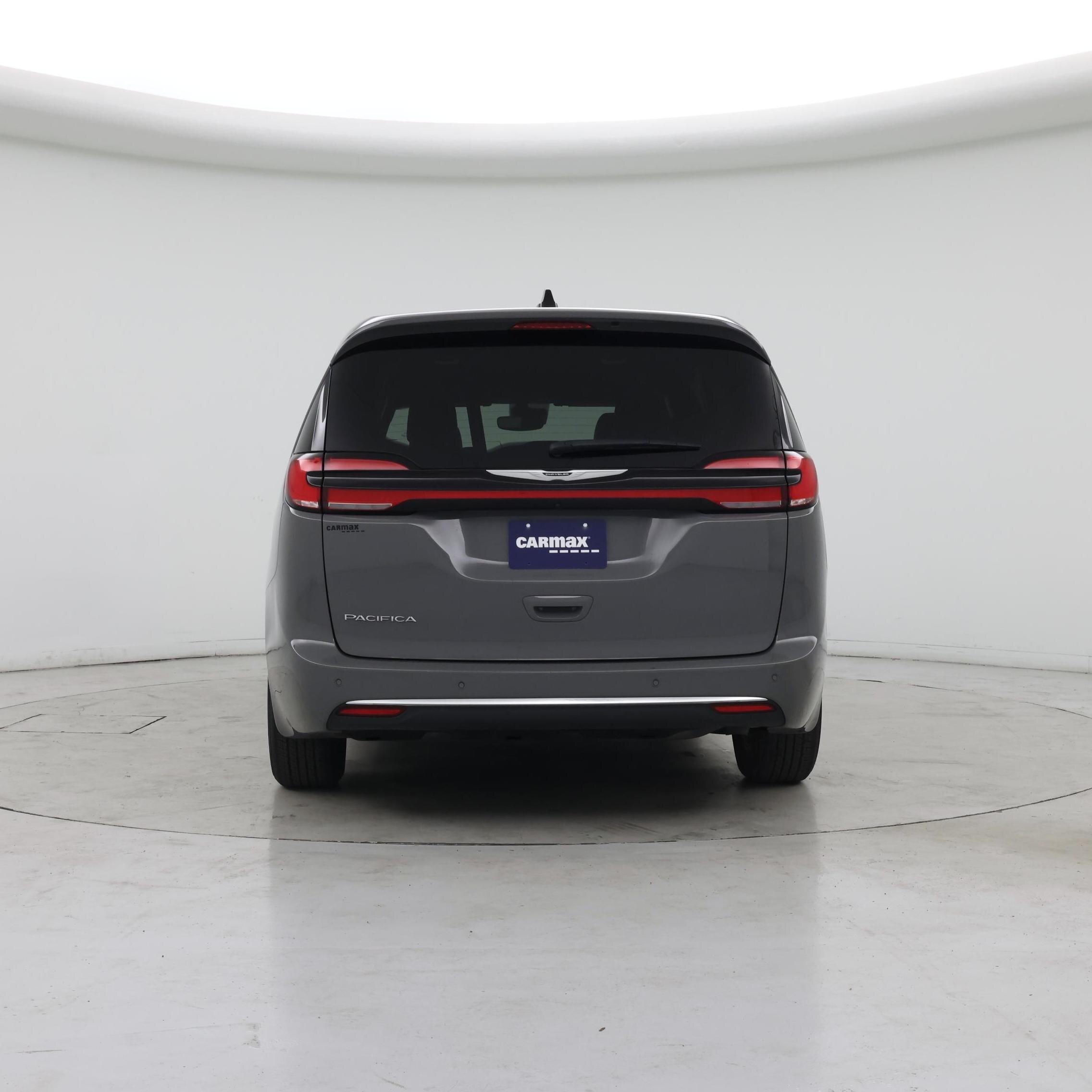 Thumbnail: 2025 Chrysler Pacifica - 6