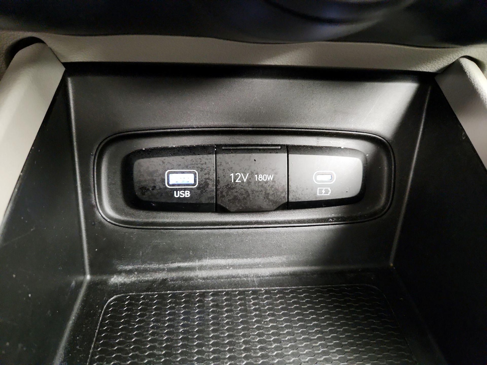 2024 Hyundai Venue SEL - Photo 19