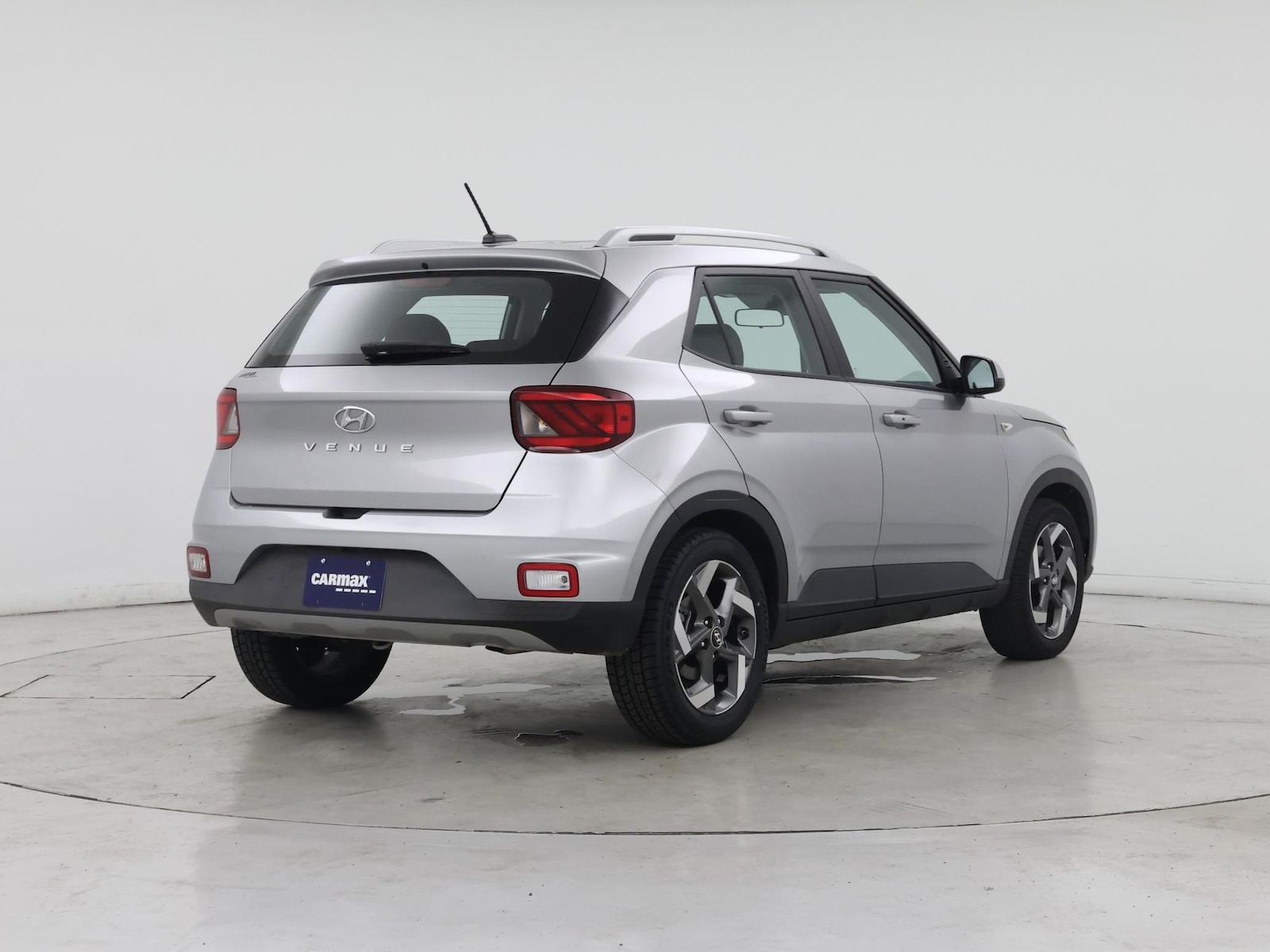 2024 Hyundai Venue SEL - Photo 9