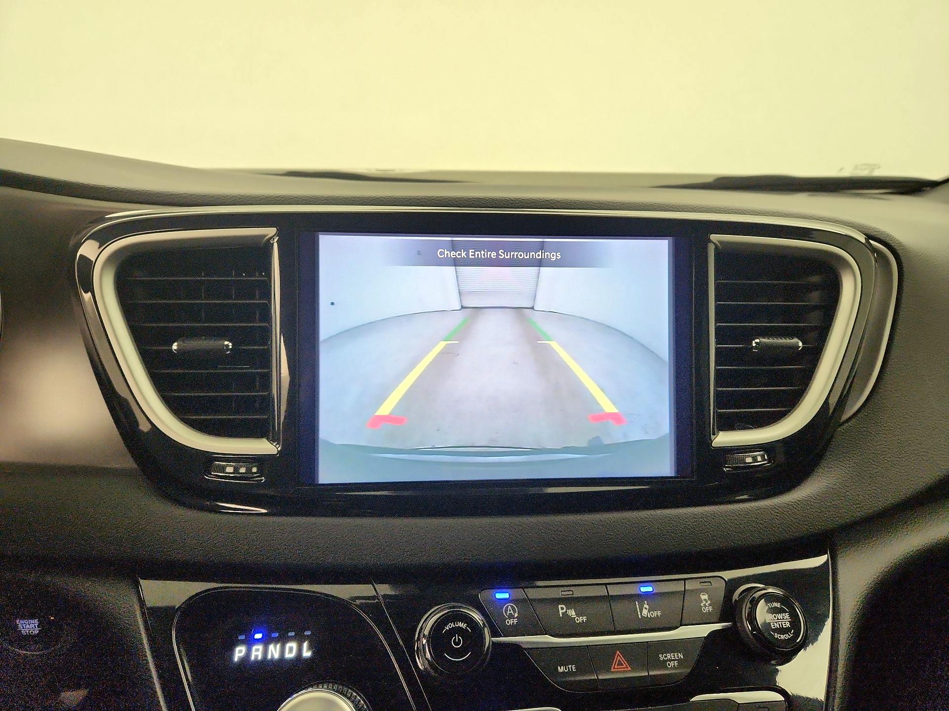 Thumbnail: 2025 Chrysler Pacifica - 14