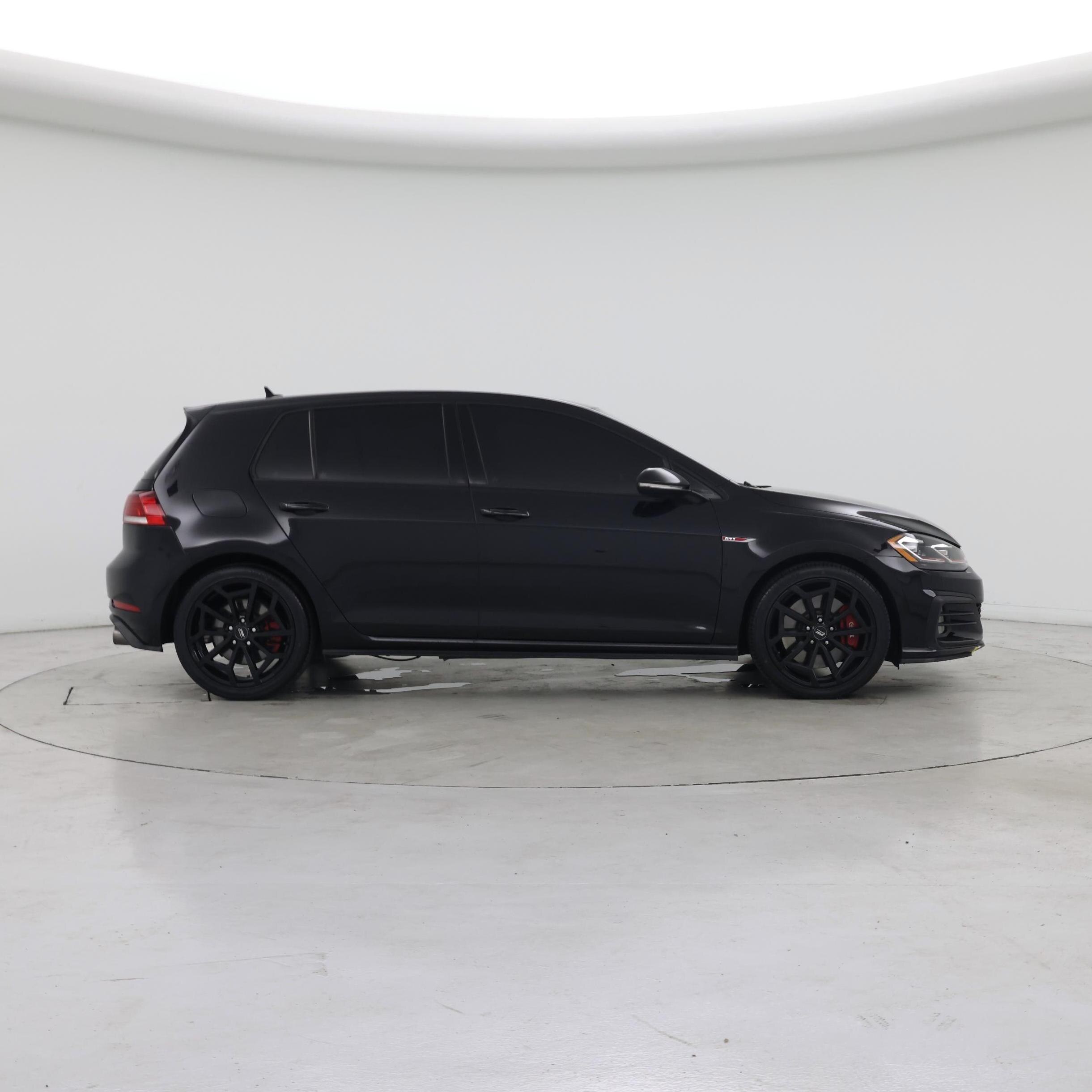 Thumbnail: 2019 Volkswagen Golf - 7