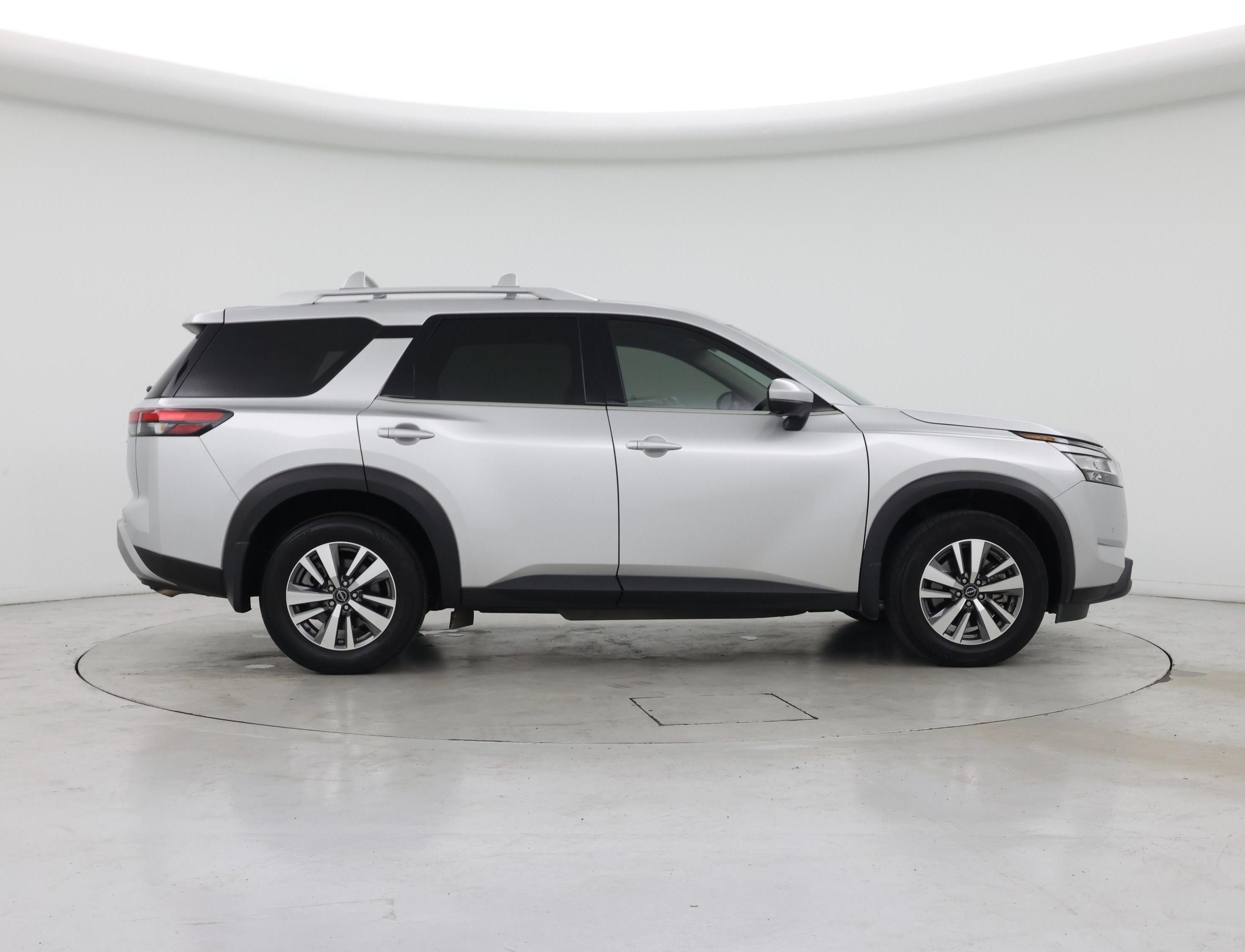 Thumbnail: 2023 Nissan Pathfinder - 7