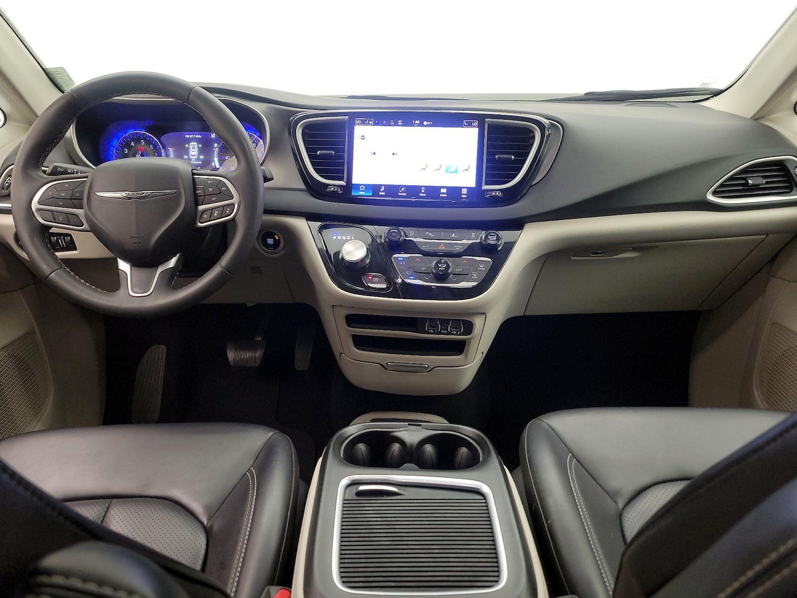 2023 Chrysler Pacifica Touring L - Photo 10